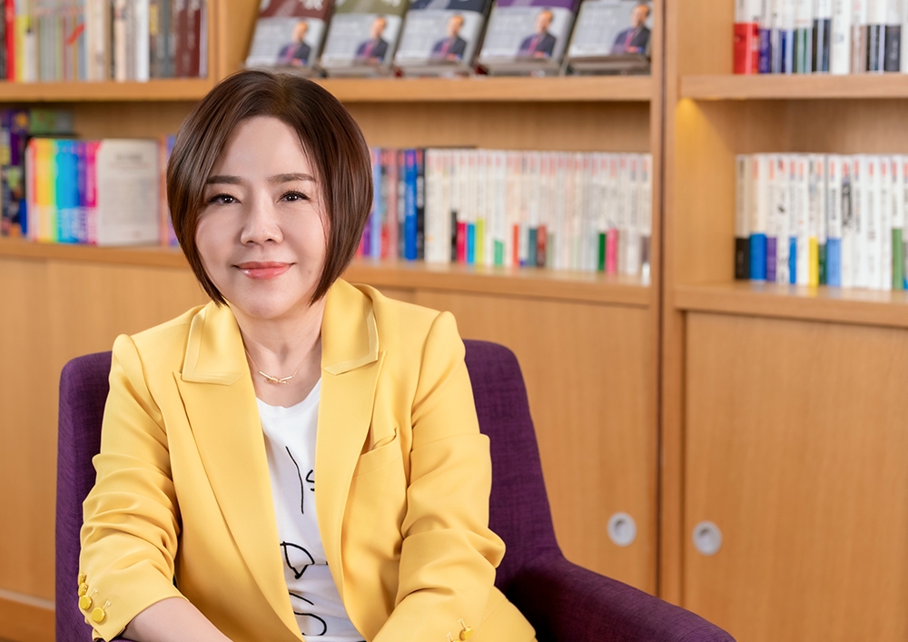 于美人2019年以政治素人身份出任親民黨競選總部發言人。（翻攝自于美人臉書）