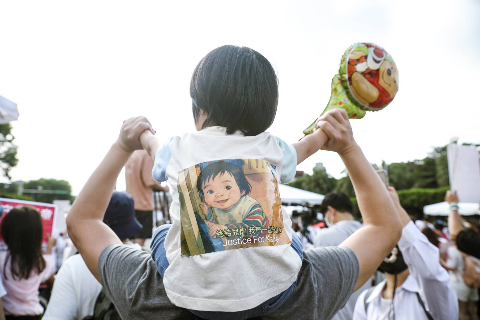 母親節前夕，上萬人上凱道聲援剴剴。（鏡報新聞網提供）