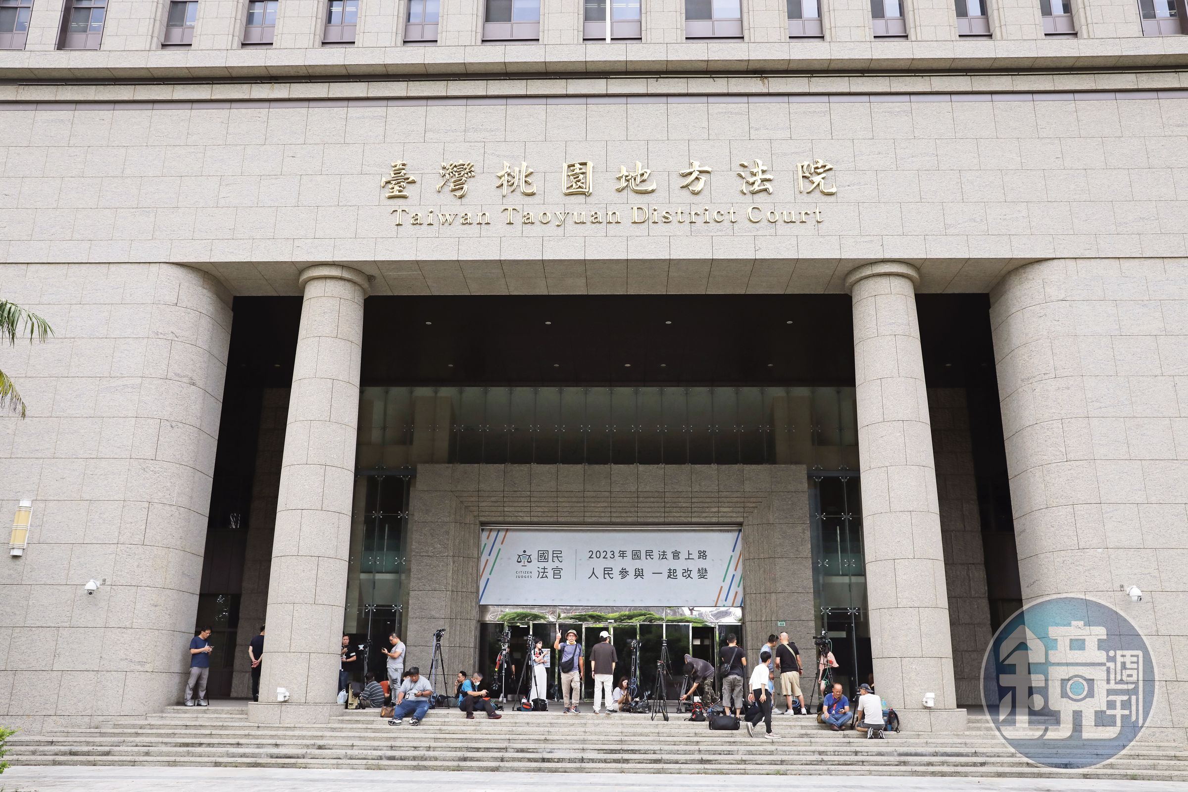 桃園地院(圖)審理鄭文燦案,驚爆起訴鄭的譯文證據遭偽造成3人密室協商。