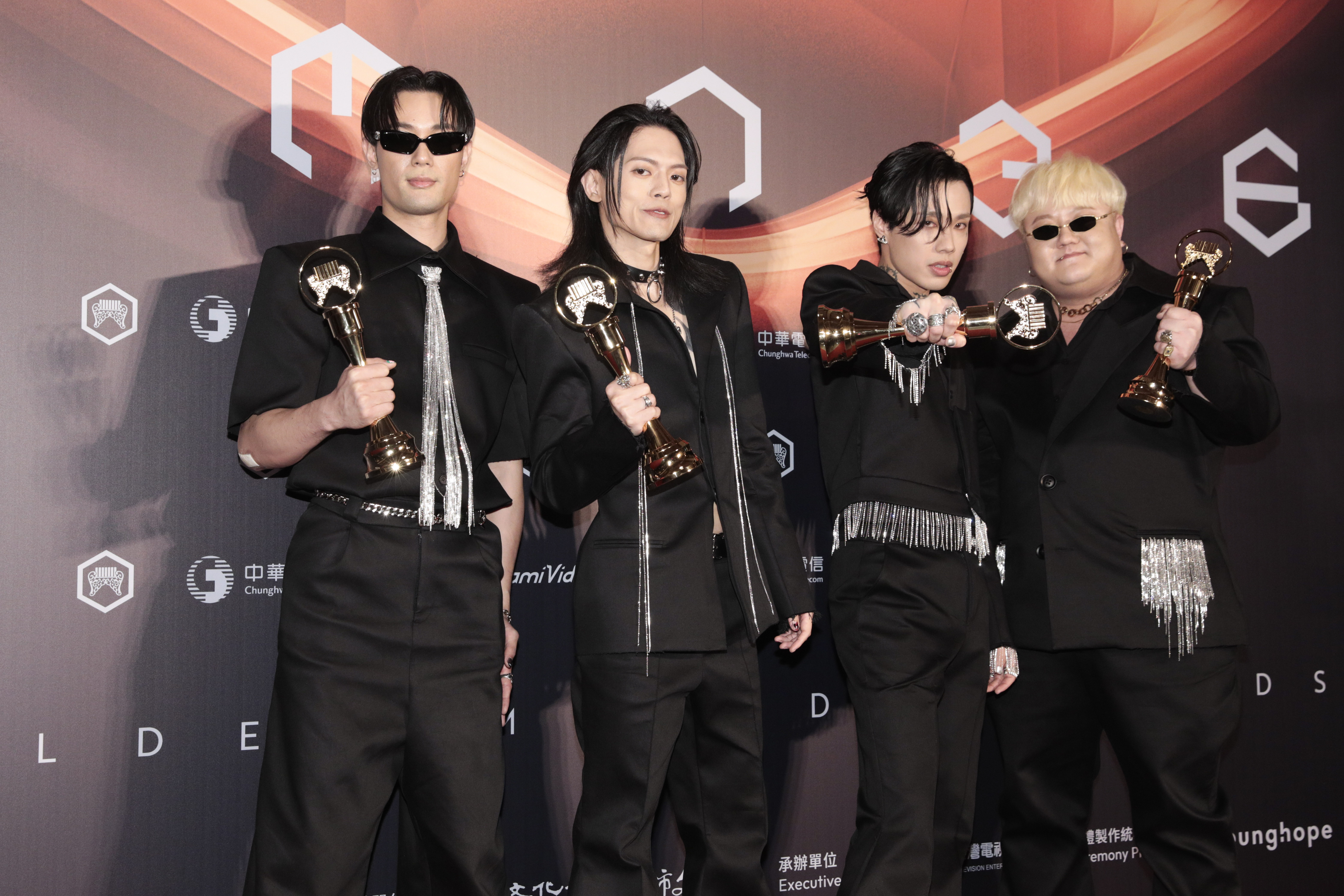 出道15年的TRASH入圍金曲獎4次，這回終於拿下最佳樂團獎。