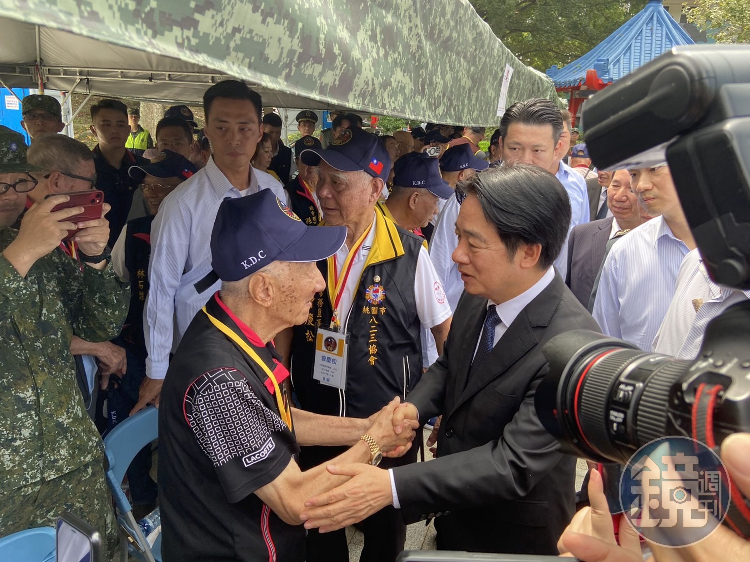 賴清德與823參戰官兵與遺屬問候。