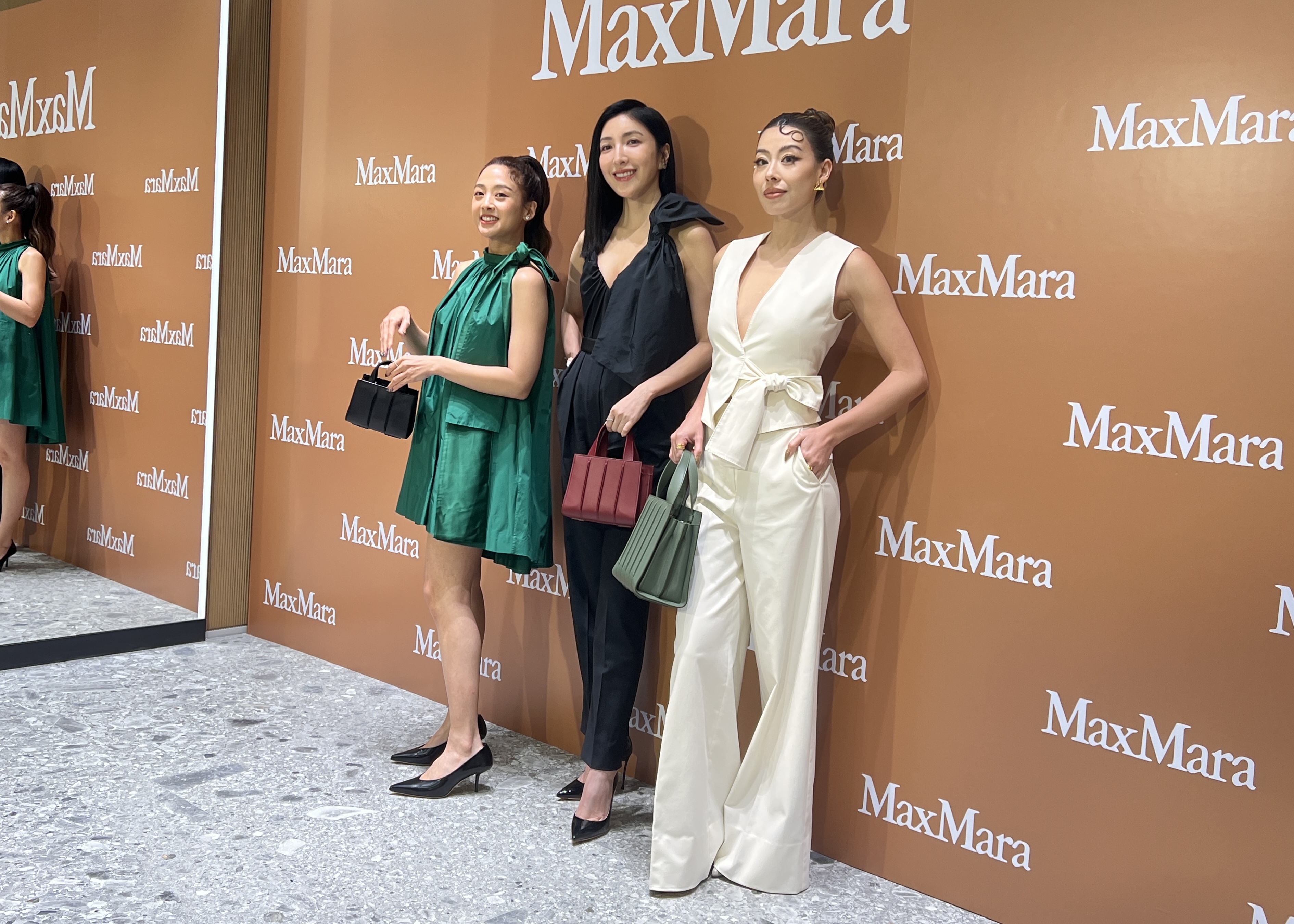 （左起）鬼鬼吳映潔、楊謹華、蔡詩芸出席Max Mara微風信義形象店開幕。（陳慧明攝）