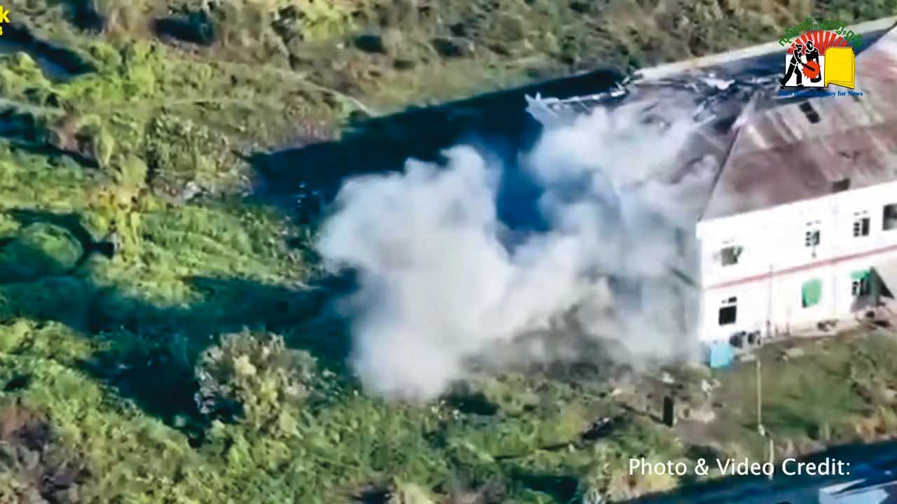 緬甸軍政府強震後仍持續轟炸反抗軍據點，引發爭議。（翻攝SHAN NEWS YT）