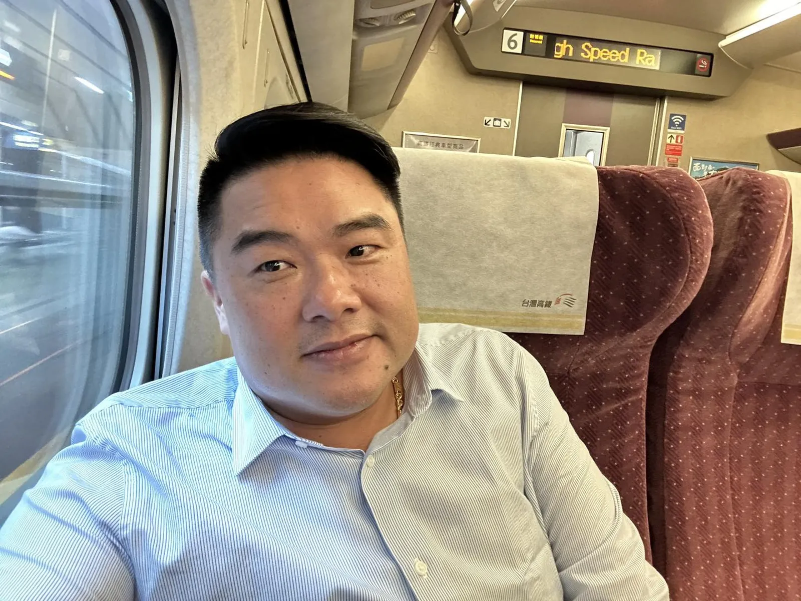 呂捷透露被網友嗆「不要用中文、教中國史」。（翻攝自呂捷臉書）