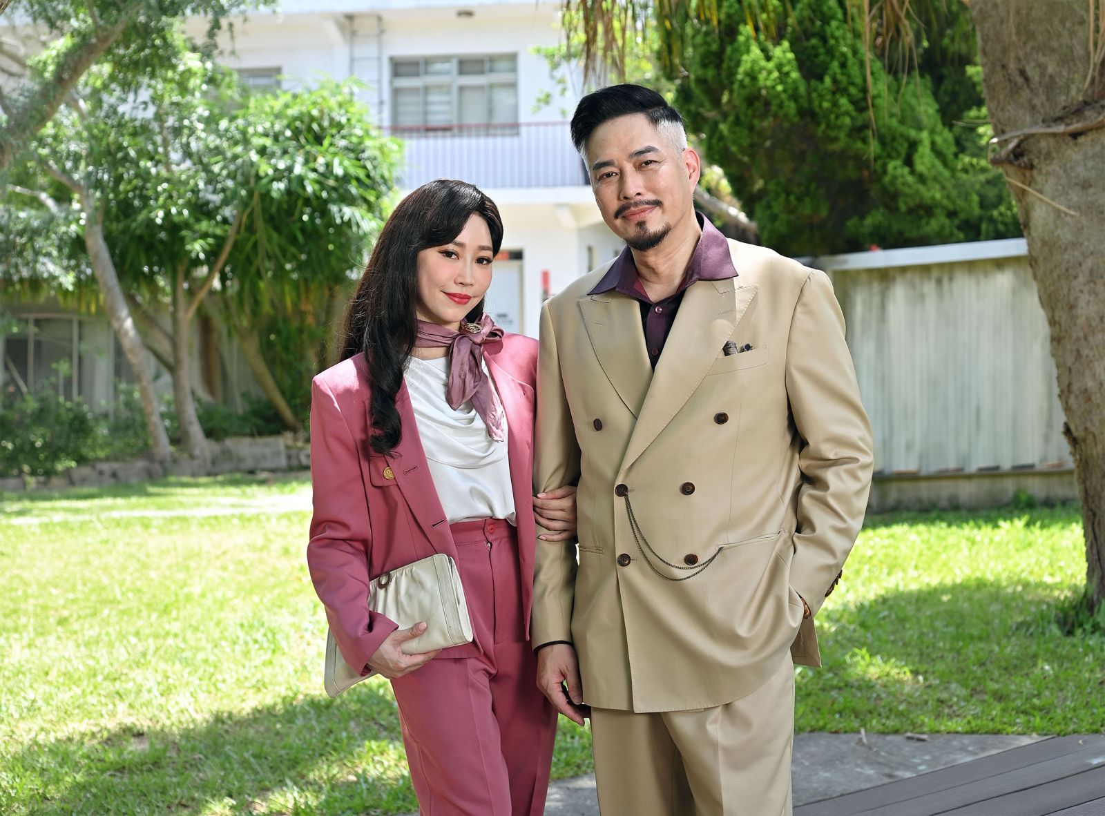 黃露瑤轉性辣扮媽媽桑 18公分高跟鞋助氣場