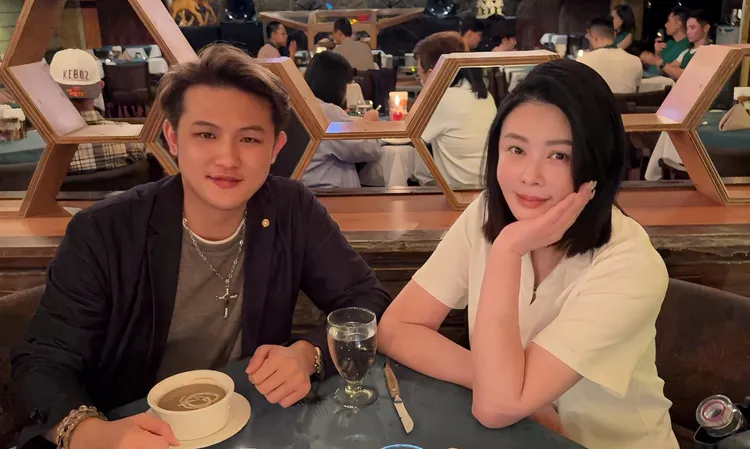 女星蕭淑慎與小15歲老公梁軒安結婚8年，但男方涉嫌硬上性侵案，遭士林地院判刑4年10月，如今男方再爆爭議。（翻攝蕭淑慎臉書）