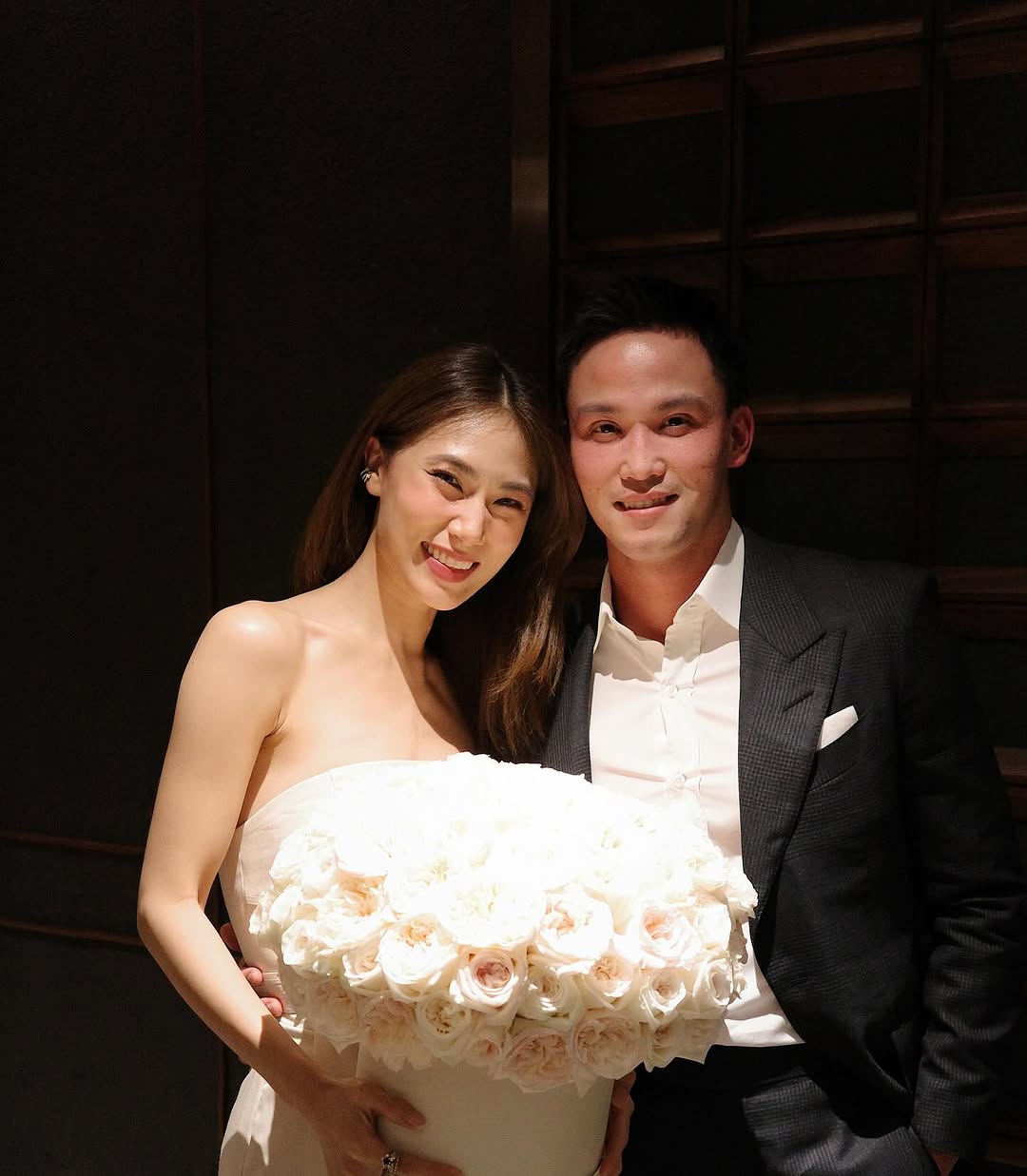 阿努廷兒子去年和女模結婚，對方是泰國傳奇歌星之女。（翻攝自pek_c IG）