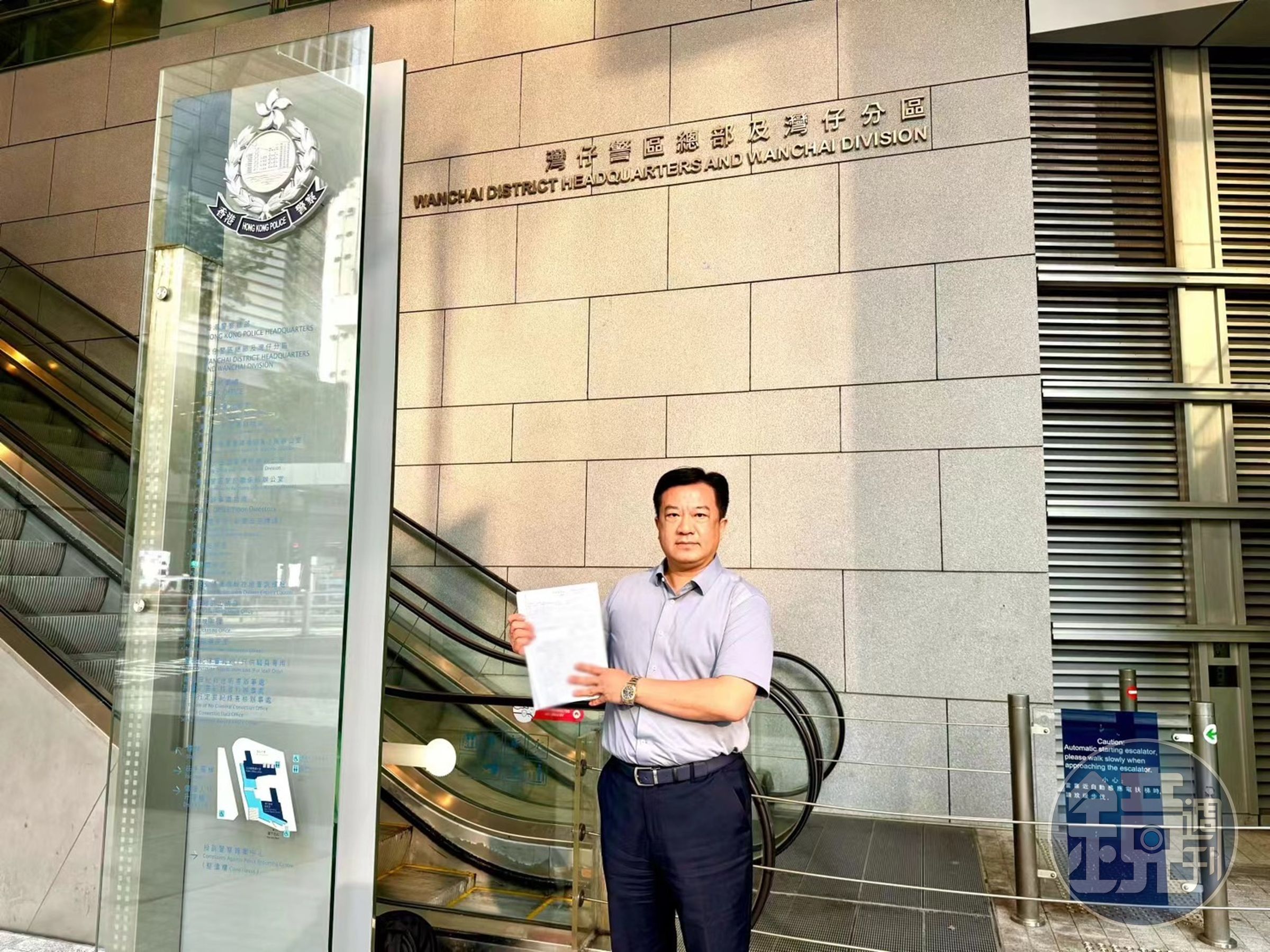 桓鼎董事長張建智9月29日下午飛赴香港警察總部灣仔警署報案，並製作筆錄，控告莊宏偉。
