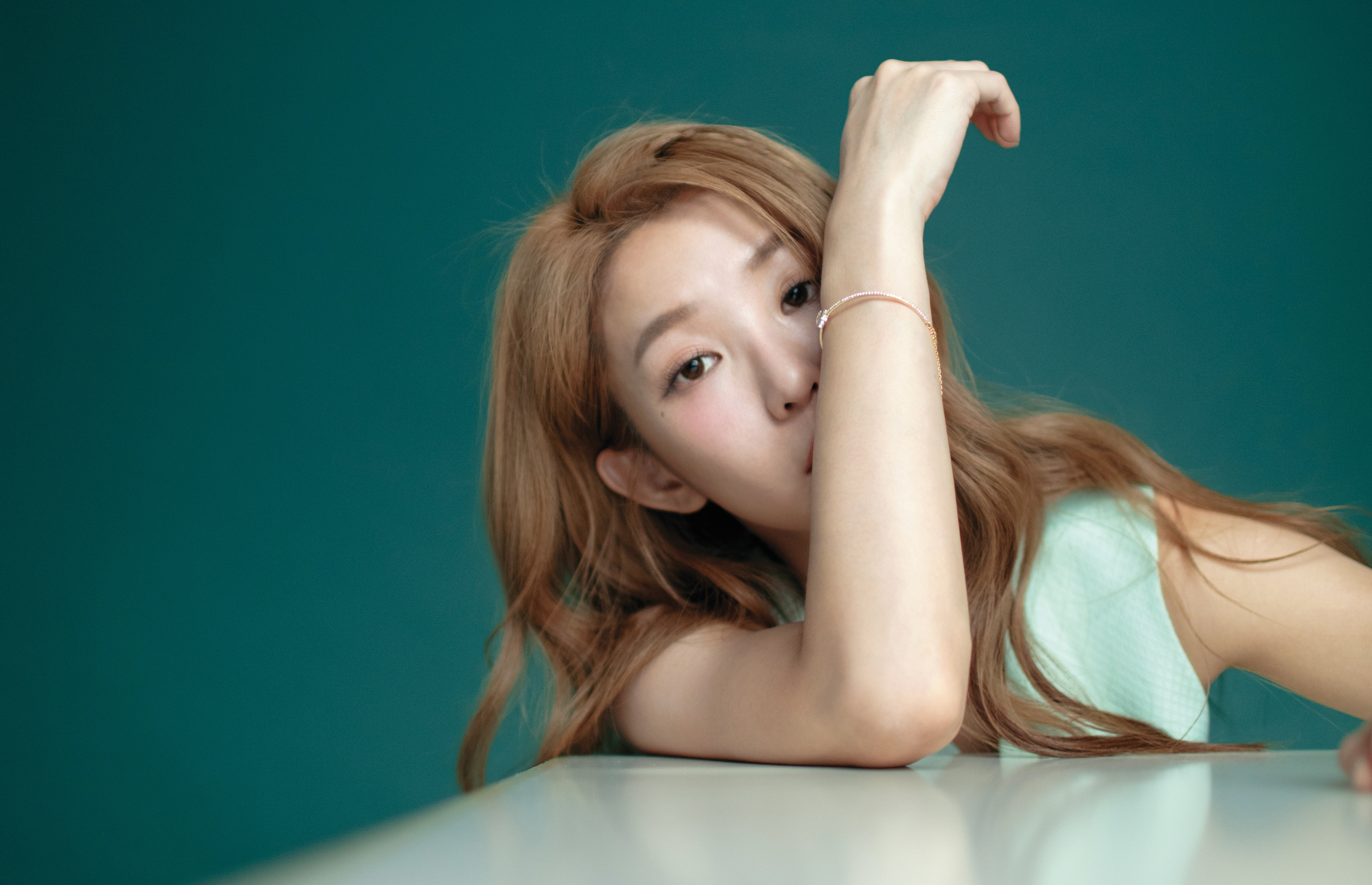 習慣照顧別人的郭書瑤，有她的好強，但因為拍《流氓驅魔師》時需要入戲依賴男主角，她才發現，偶爾有人幫忙其實也很好。