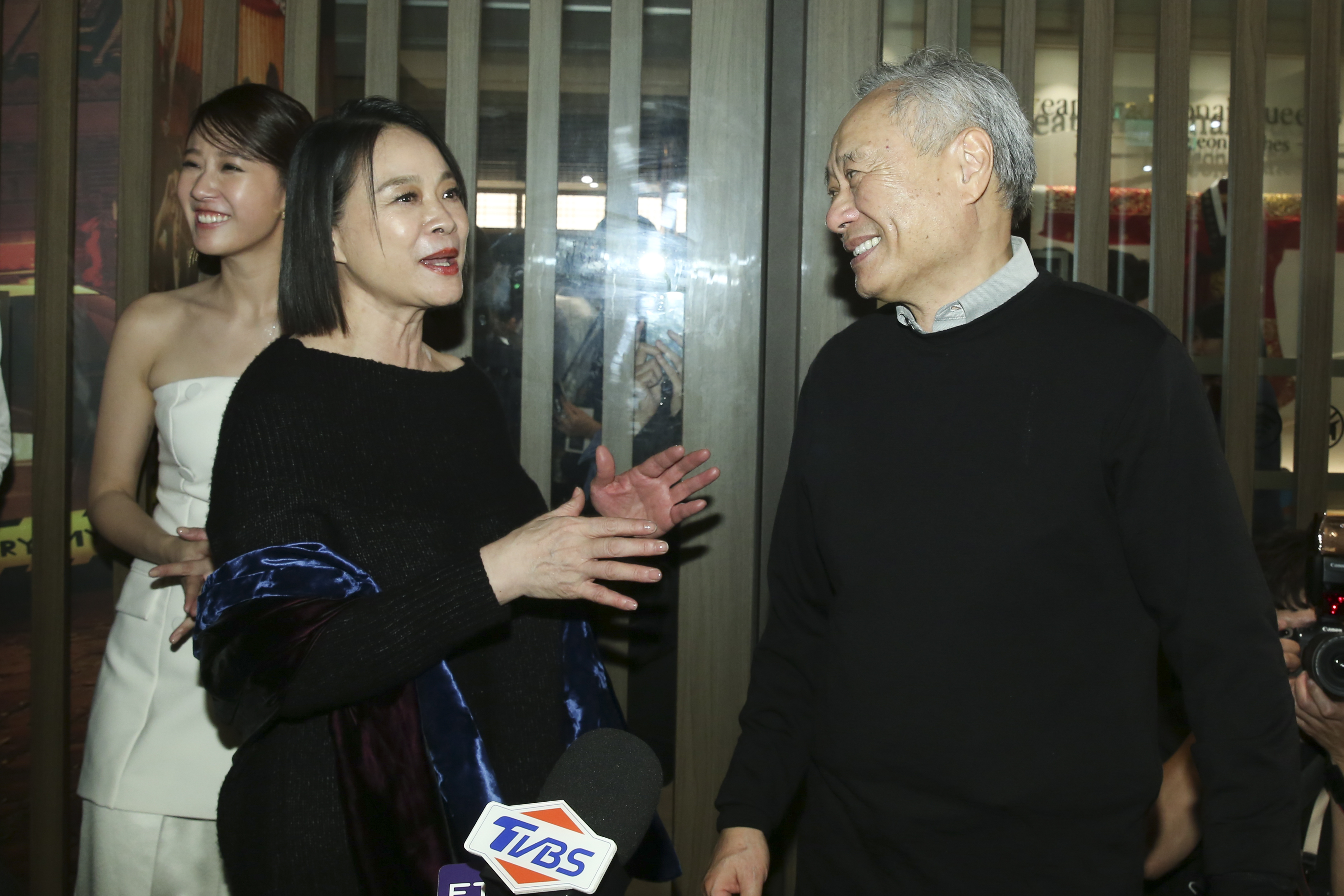 方志友（左起）、陸小芬、評審團主席李安。