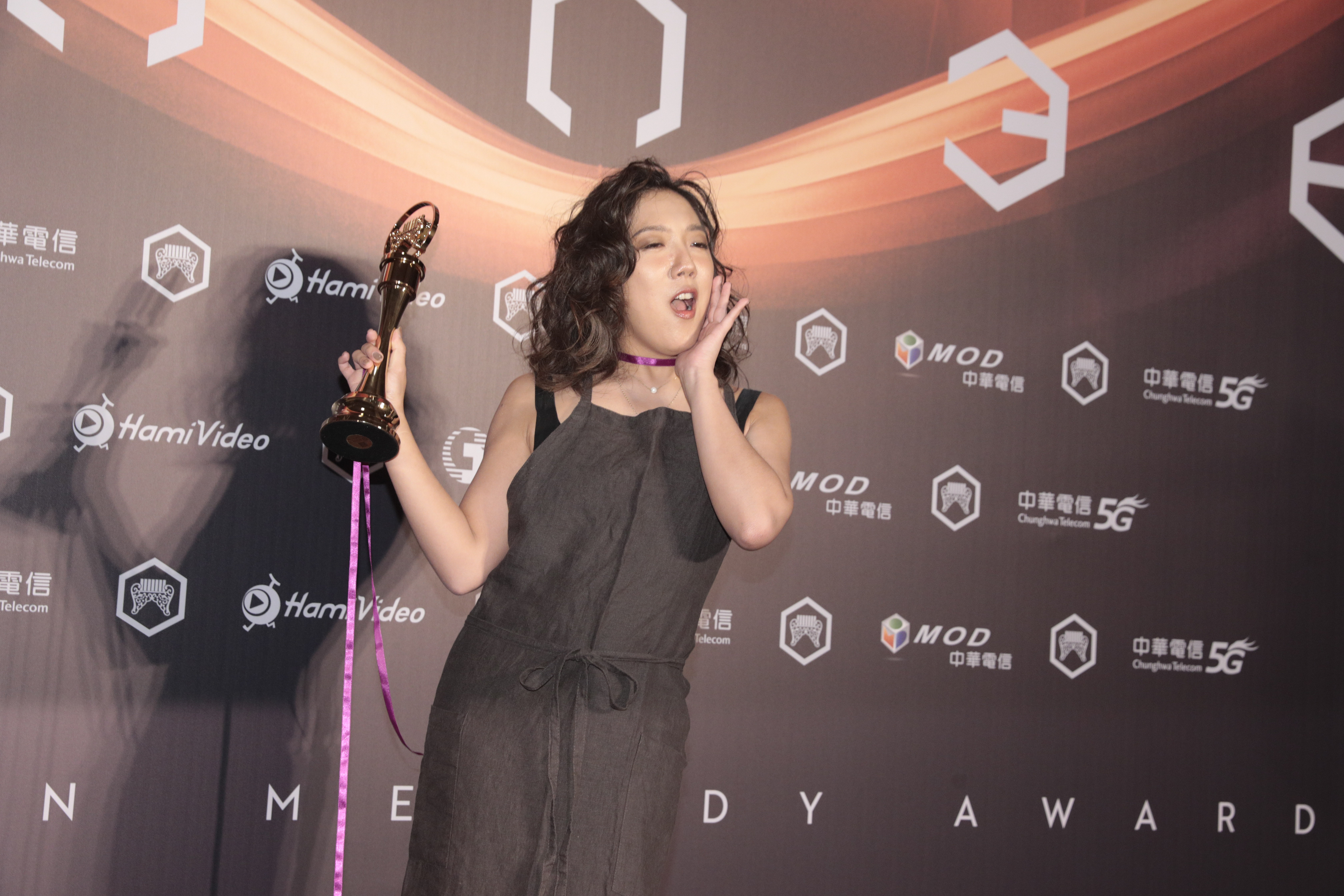 李竺芯勇奪金曲3項大獎，原來她早在17年前就曾爆紅。