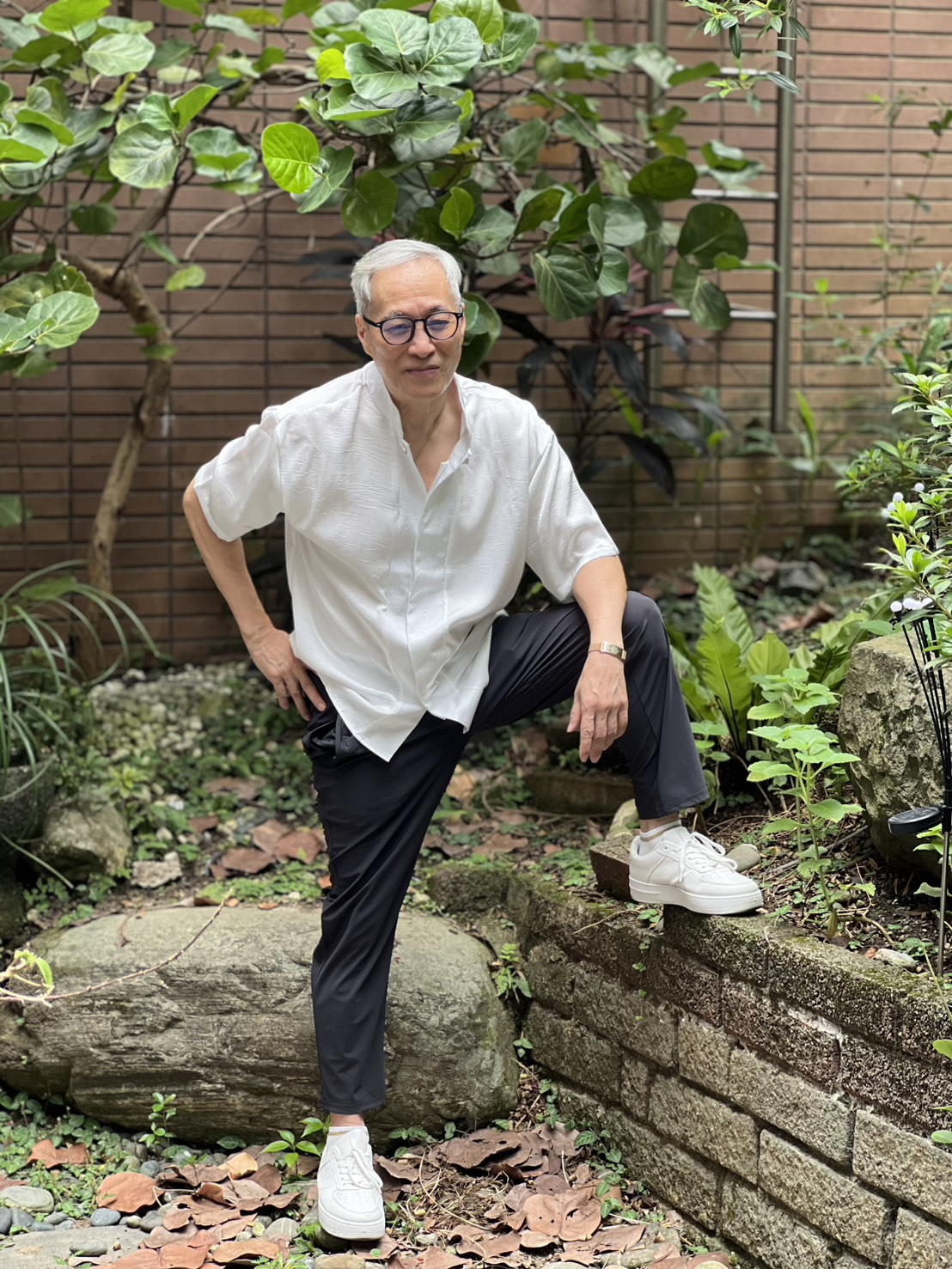 71歲的姜厚任老當益壯還交了小女友。提供
