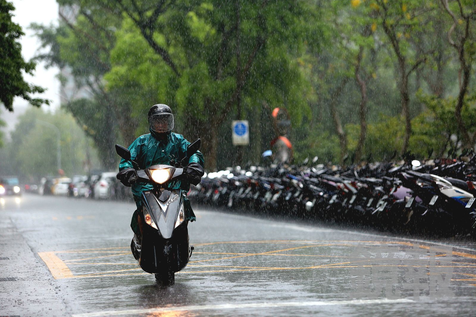 高雄六龜豪雨破250毫米 19條土石流潛勢溪流、2處崩塌列紅色警戒