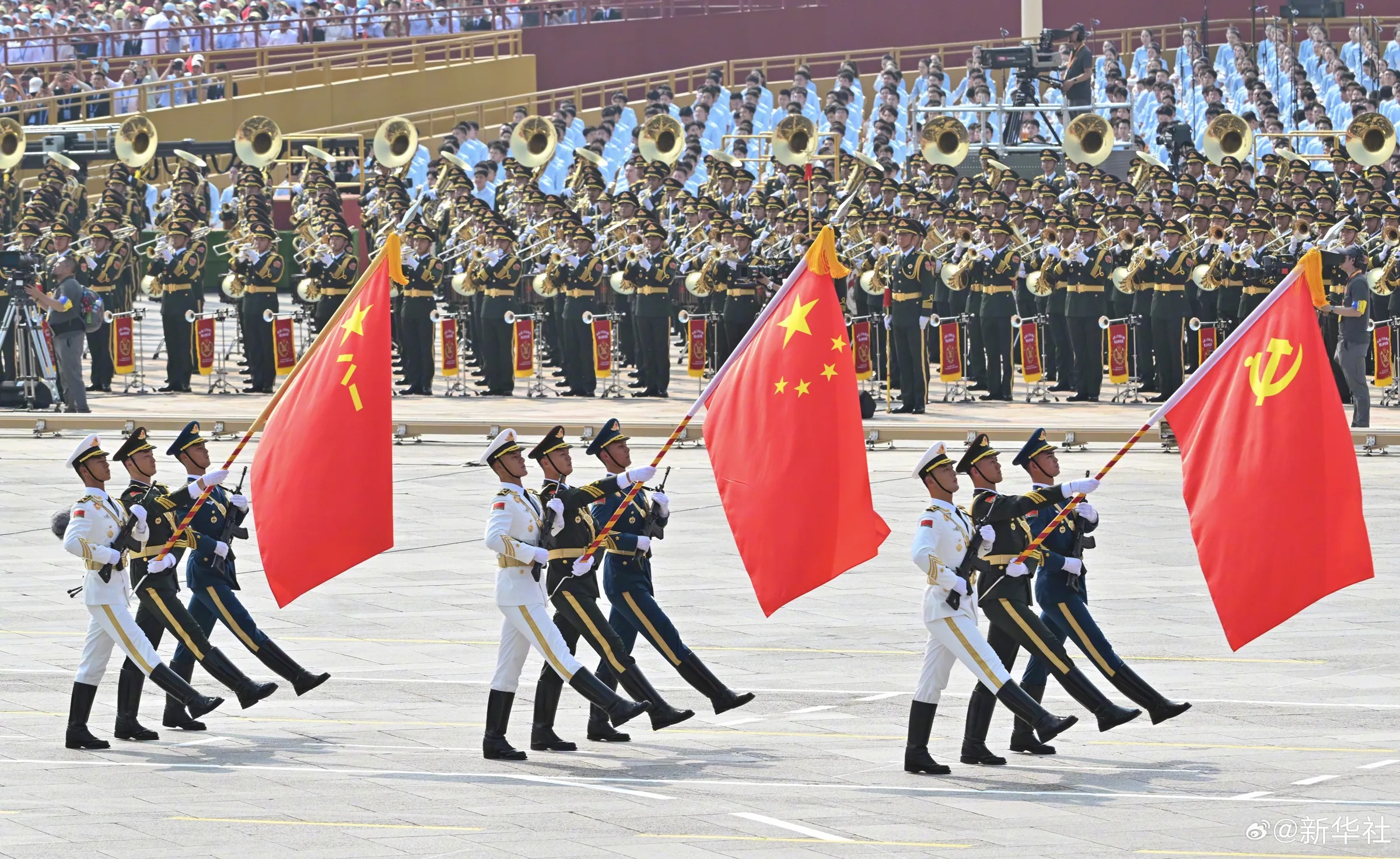 中國3日為紀念抗戰勝利80週年，在北京舉行九三閱兵儀式。（翻攝新華社微博）