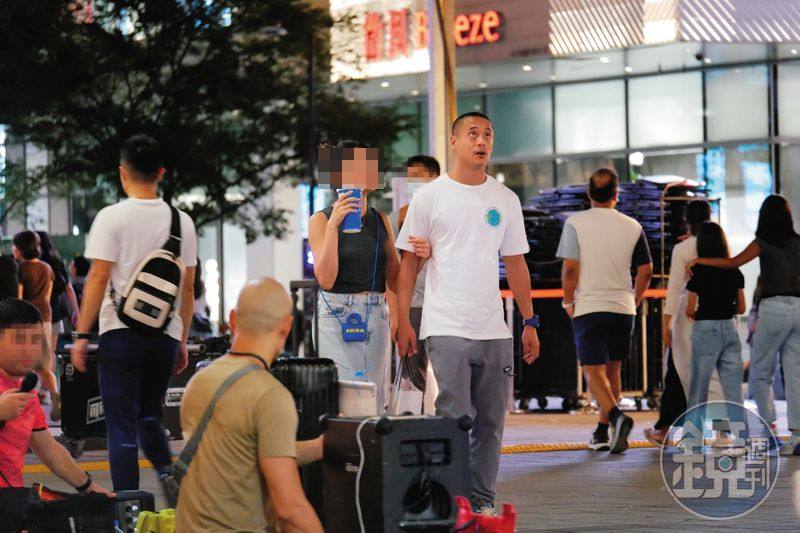 蔣友青今日於士林地檢署外飆「晶晶體」，稱他被恐嚇威脅。（本刊資料照）