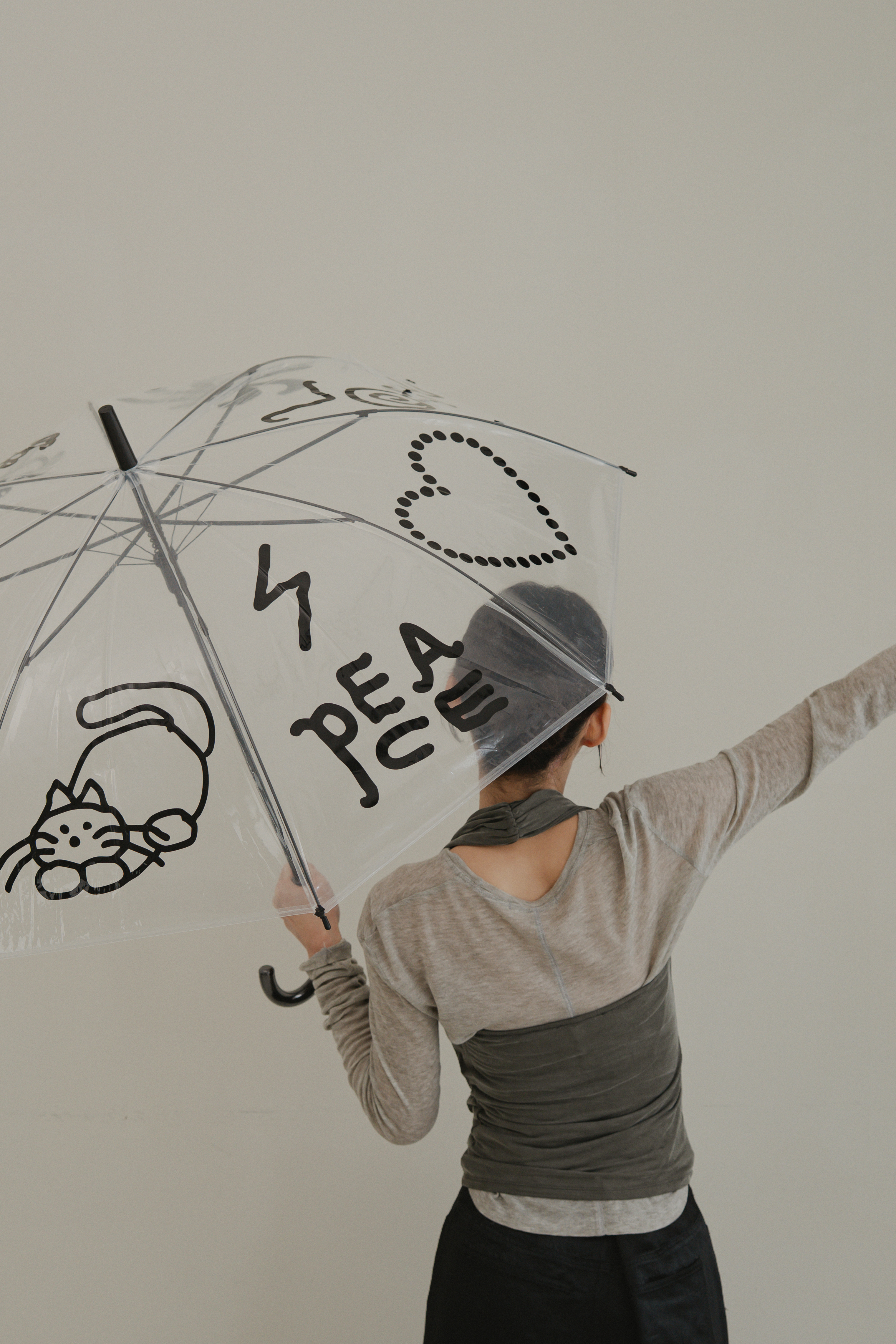 由藝術家Ina與設計師P共同創立的INAPSQUARE，以品牌座右銘：「WE DRAW AND MAKE WHATEVER WE WANT」在韓國設計界獨樹一格。（THERMOS膳魔師提供）
