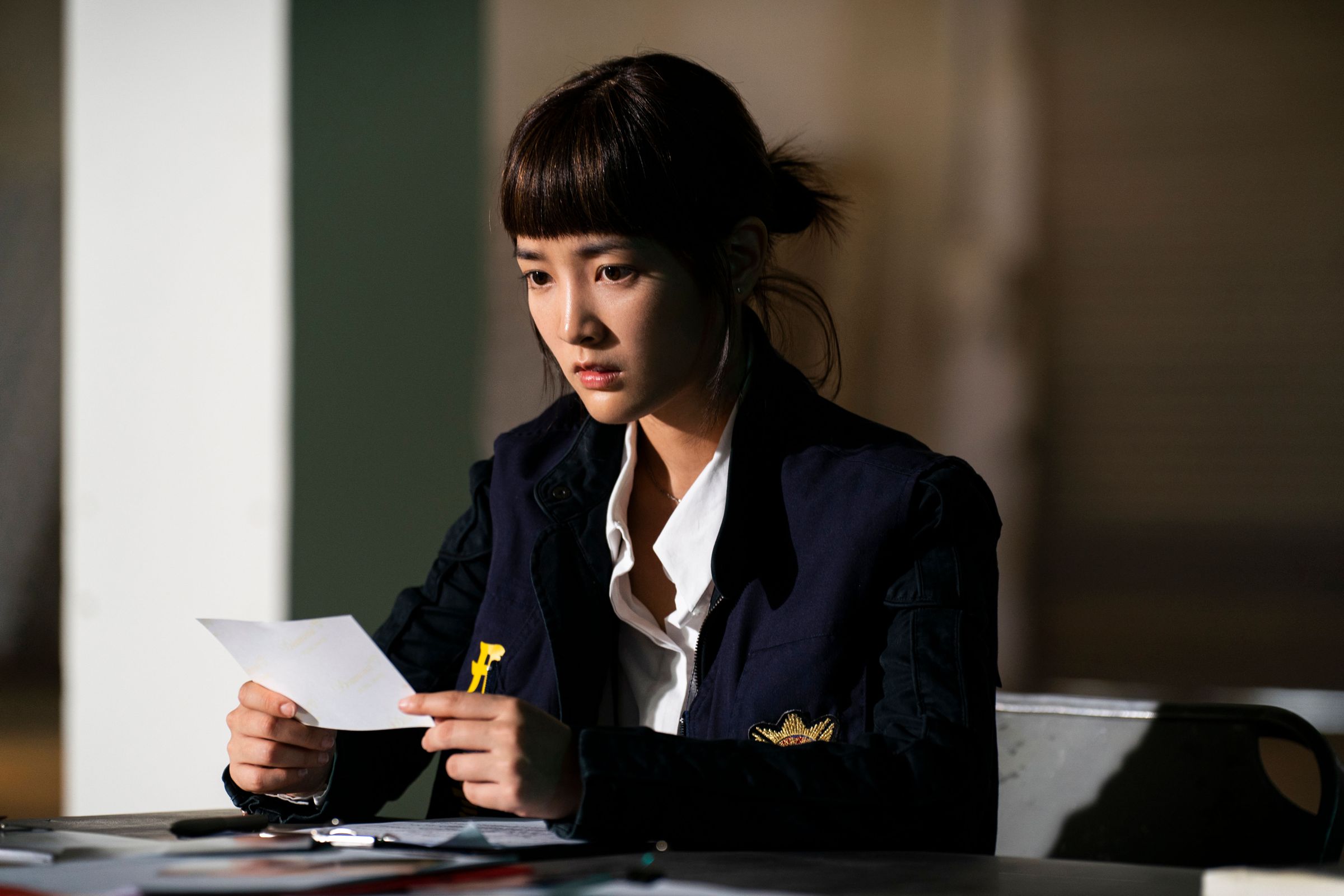 《正港分局》警花王淨強勢回歸,原來林子晴不是內鬼。(NETFLIX提供)