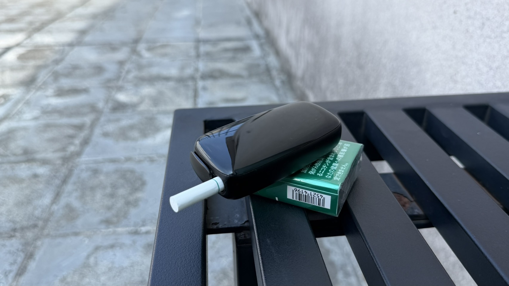 加熱菸上市在即，第一線稽查人員直言配套不足，隱憂重重。