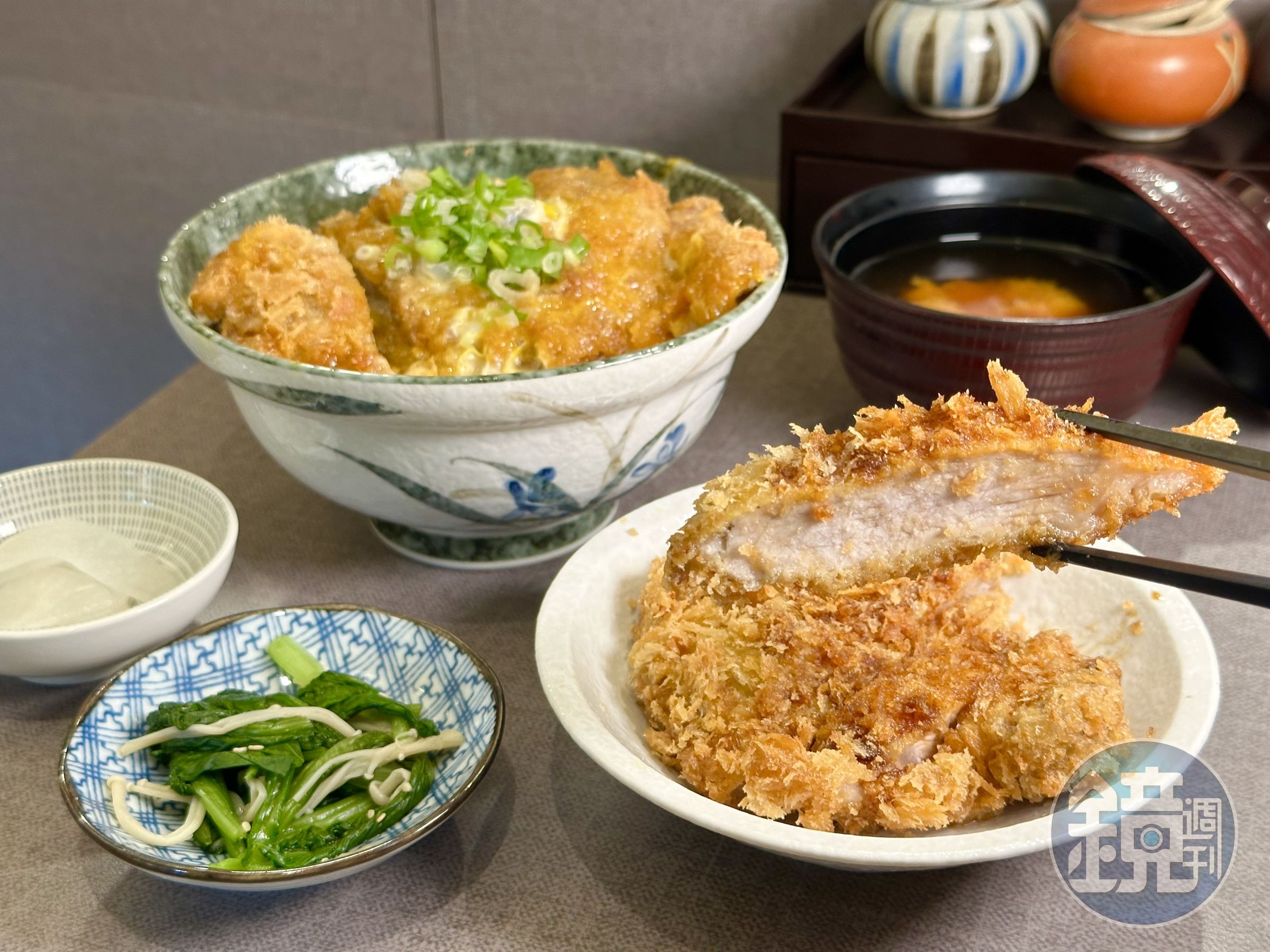 「阿鑫小料理」的隱藏版豬排蓋飯太紅，老闆直接開專賣店「KATSU鑫」。