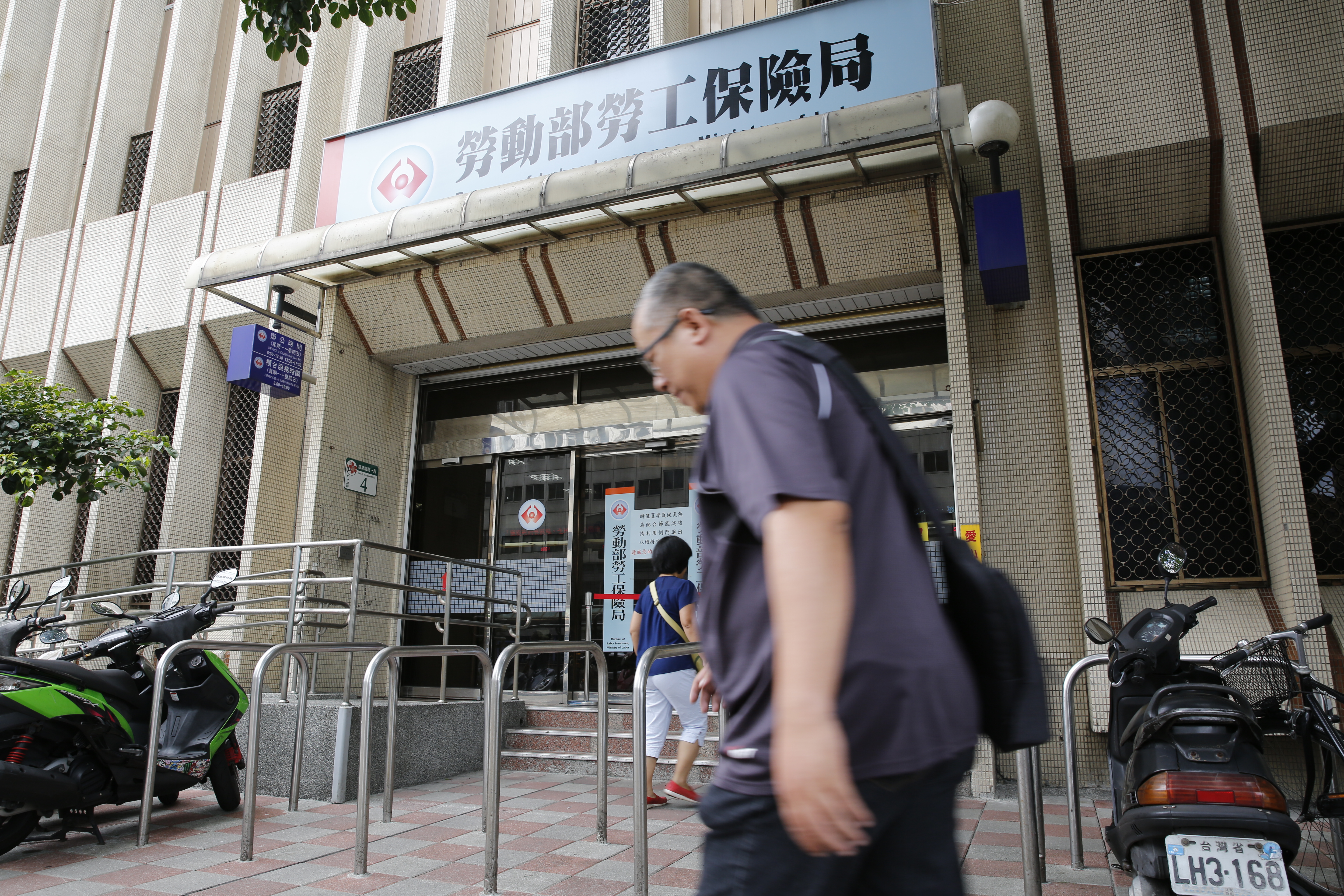 65歲後繼續工作，勞保年資還是能繼續累積。