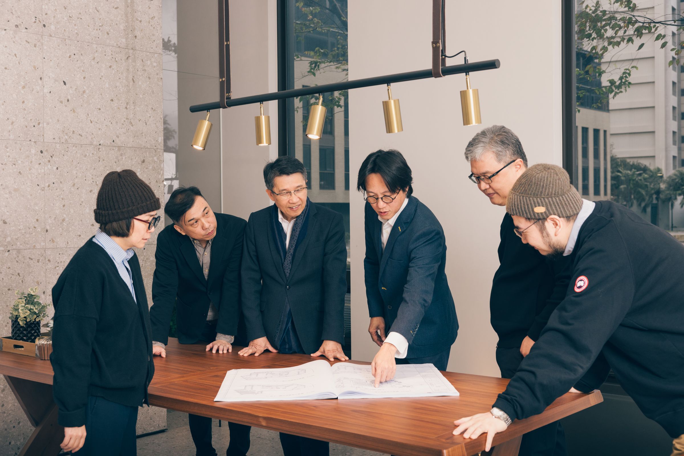 鴻柏建設設計部經理李武謁表示，信任專業分工讓他們與合作團隊培養絕佳默契，讓每一項細節都能專注在如何真正擁有優質居住品質。