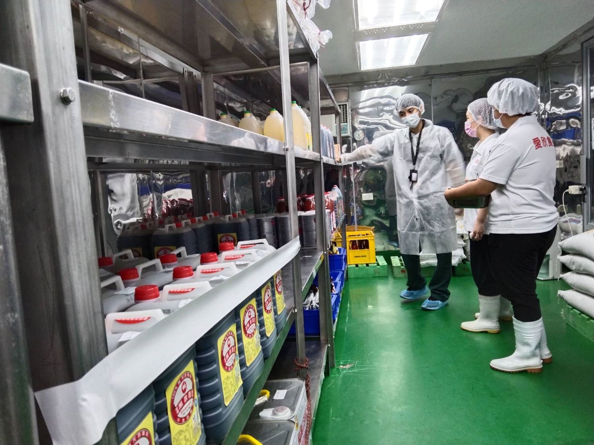 新北市府開第一槍宣布暫緩校園午餐使用辣椒粉、咖哩粉。(新北市教育局提供)