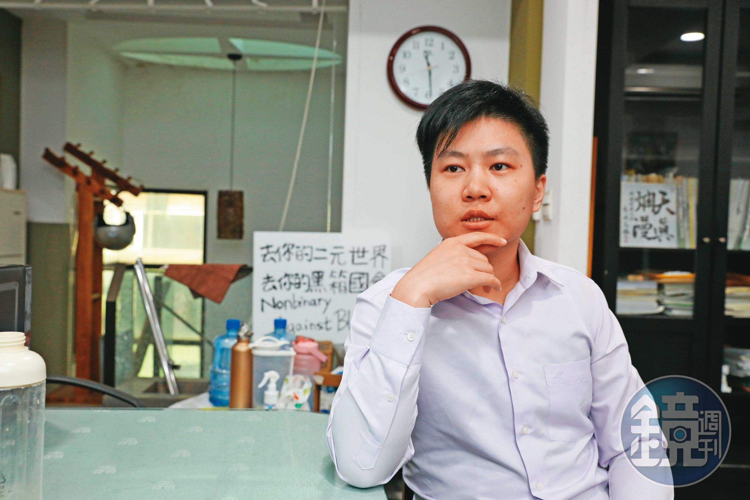 律師李翎瑋說明，目前正在討論的反歧視法與人工生殖法，都對跨性別、非二元性別者處境有關鍵影響。