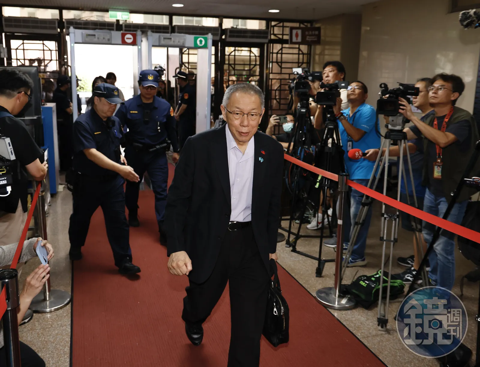 柯文哲今重開羈押庭。