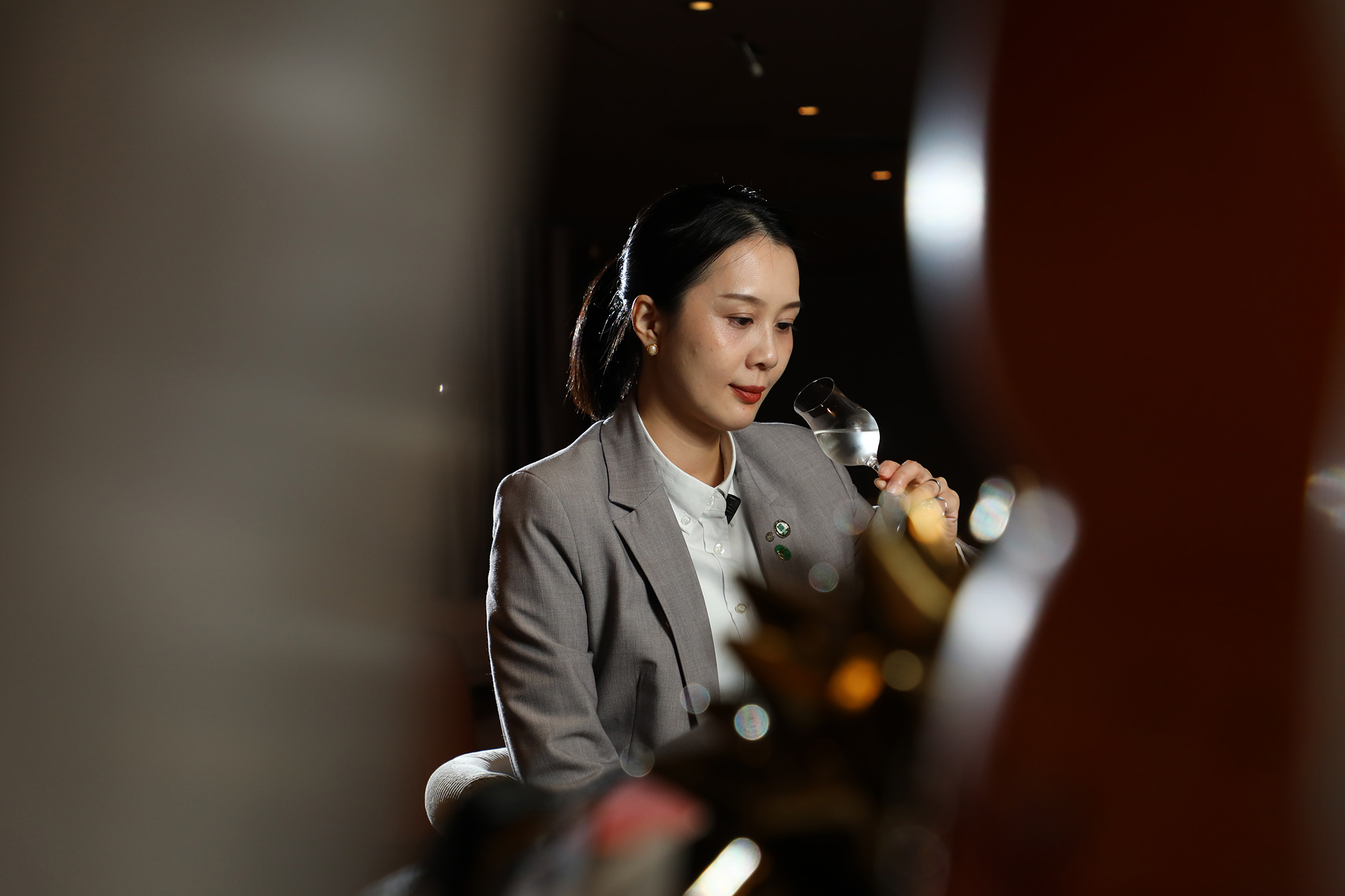 黃鳳誼以平易近人及最淺顯易懂的描述，讓客人在無壓力的環境下，跟她一起挖掘出日本酒與餐點的美味組合。