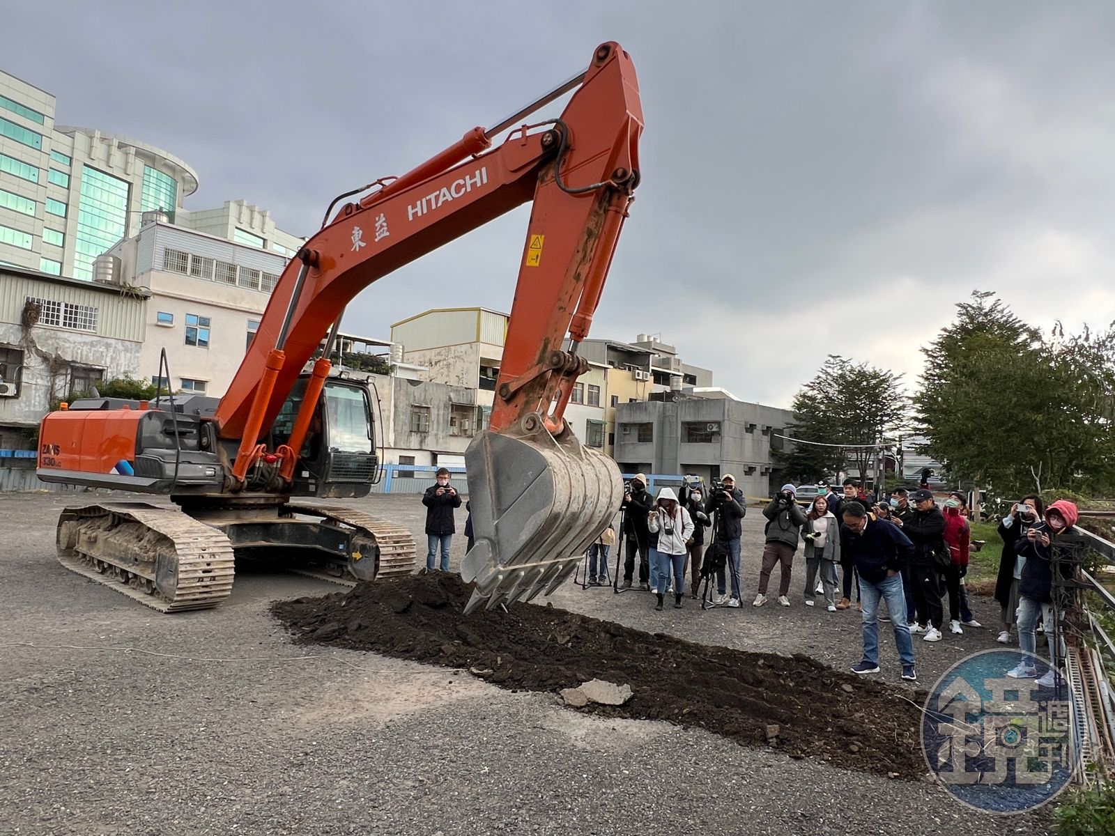 柯文哲新竹農地2023年底被爆違規做停車場。(本刊資料照)