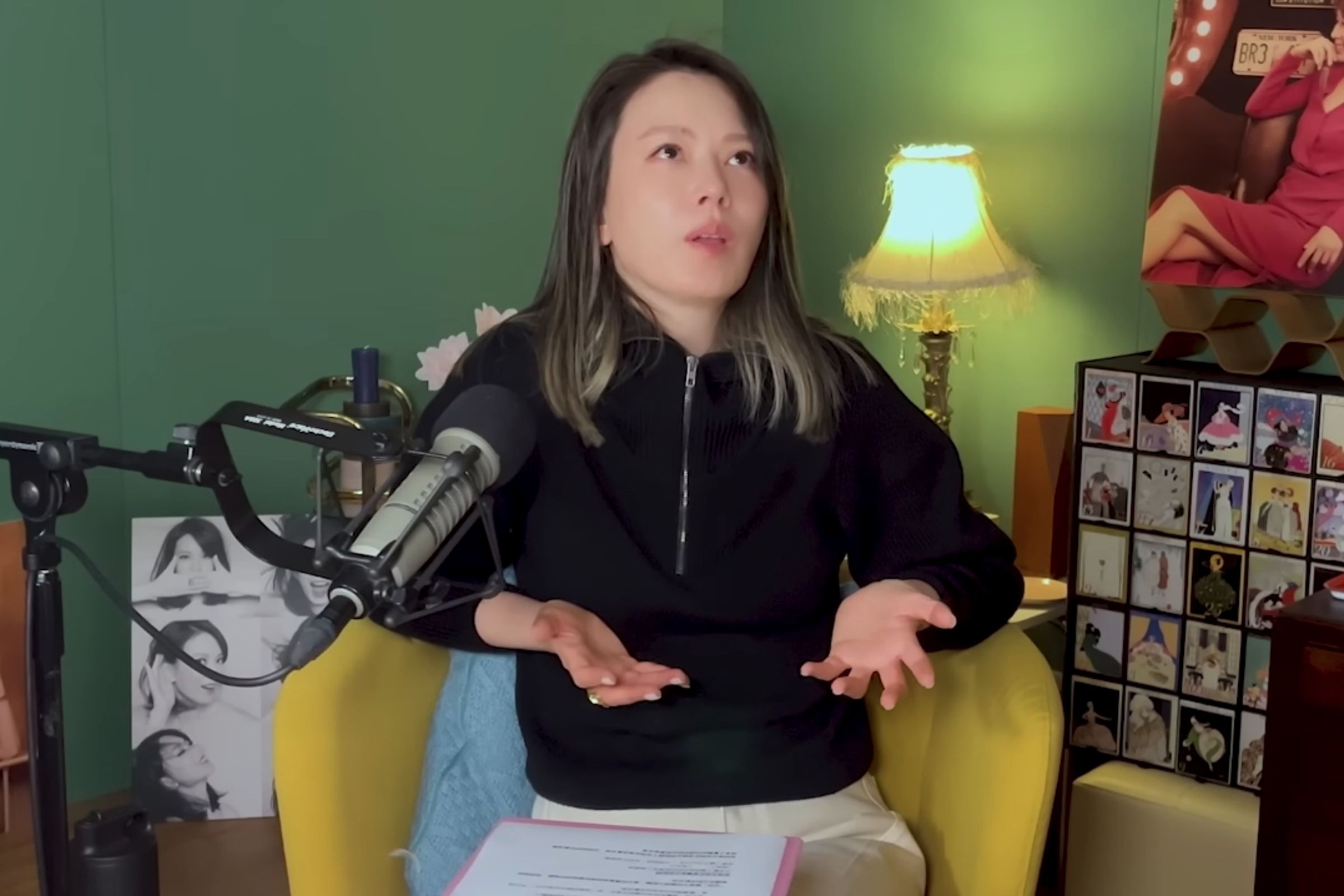 Melody在節目中坦言，當看到負面評論如浪潮般湧來時，感覺就像在滑雪時遭遇「雪崩」般窒息且措手不及。（翻攝自Melody姐妹悄悄話 YT）