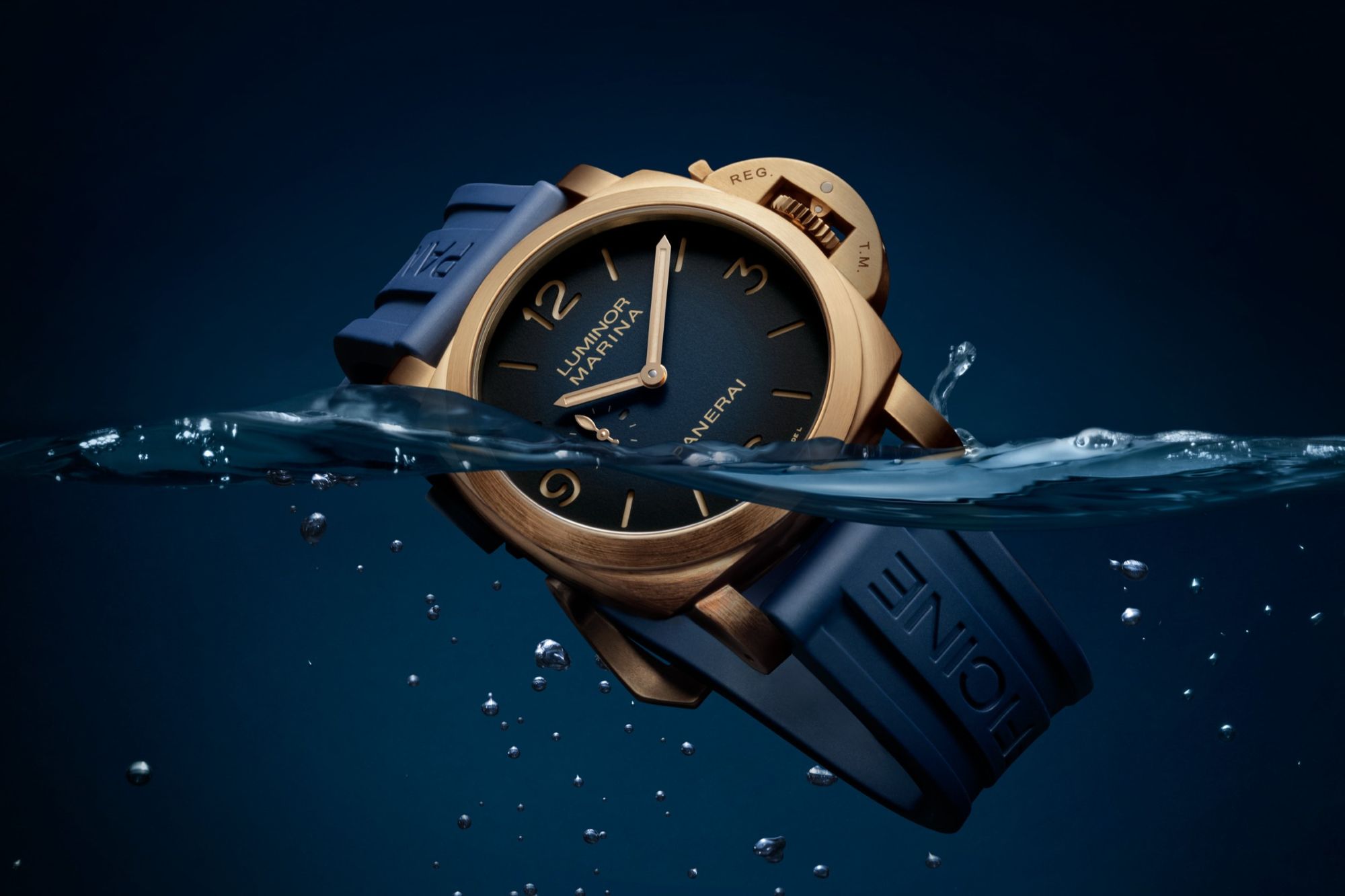 新錶2025/時光鏽色下的優雅轉身!沛納海PAM01678 開啟 Luminor Marina 青銅元年