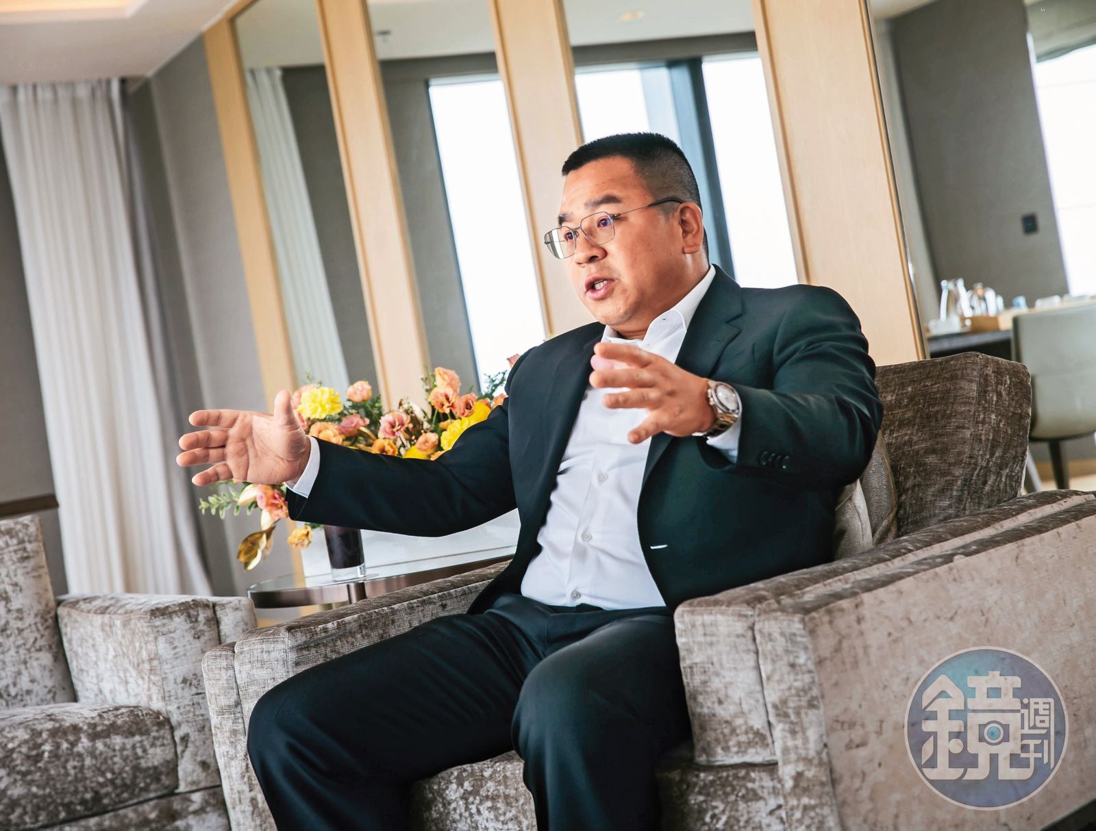 近來在商場成立「西華匯」，放置的是過去西華知名麵包與商品，牆面則是西華飯店著名義大利餐廳TOSCANA落地窗景，也是劉恆昌第一份飯店打工處。