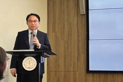 高檢署檢察官黃冠運為諸慶恩聲請第二次再審後,全案平冤。(台灣高等檢察署提供)