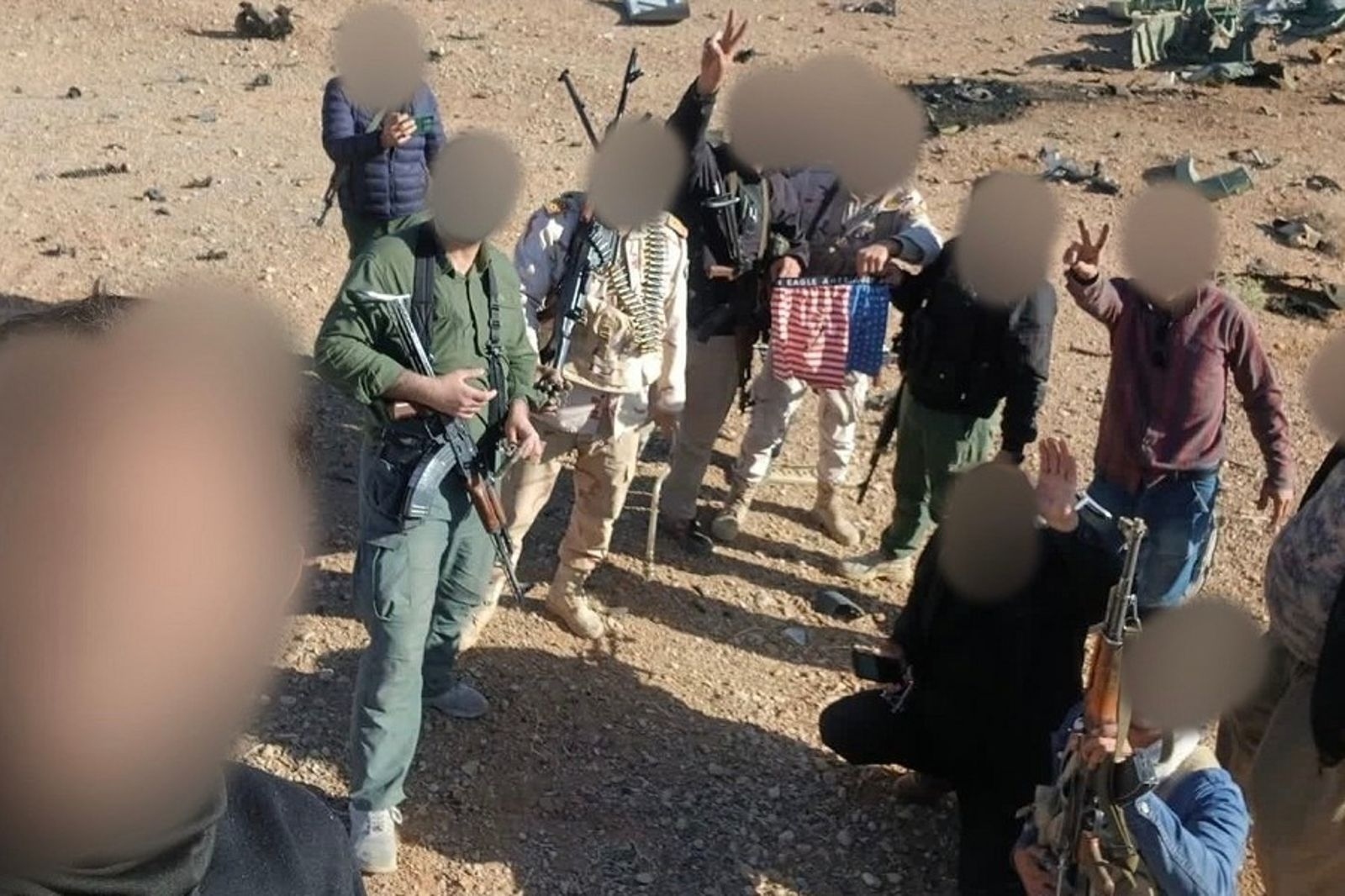 伊朗沒抓到美軍卻捕獲「原味內褲」！變網路熱銷商品。圖／@whyyoutouzhele