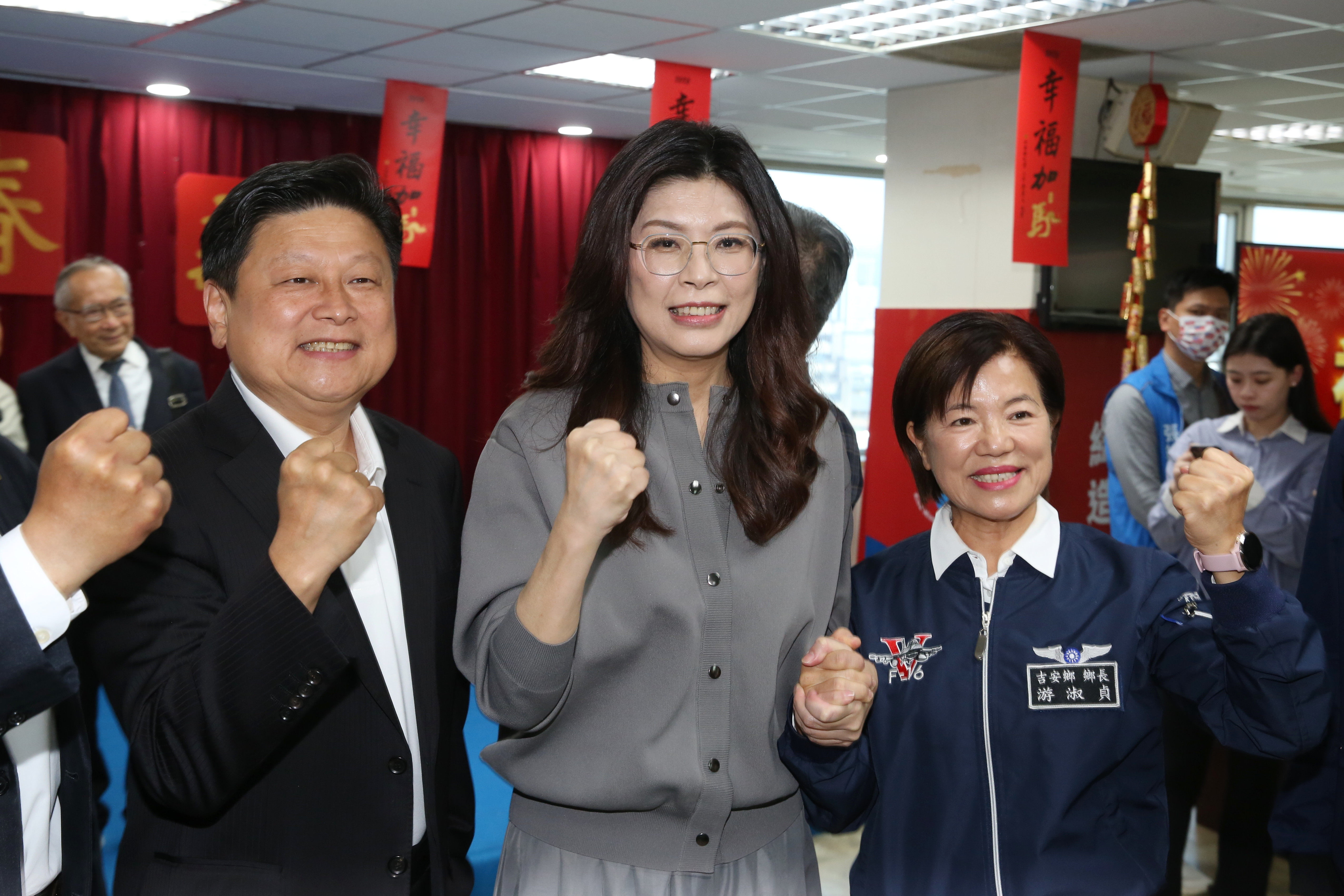 外界憂心基層焦慮,鄭麗文則直呼沒焦慮,「很多人都在平行時空編故事、見縫插針」。(鏡報董孟航)