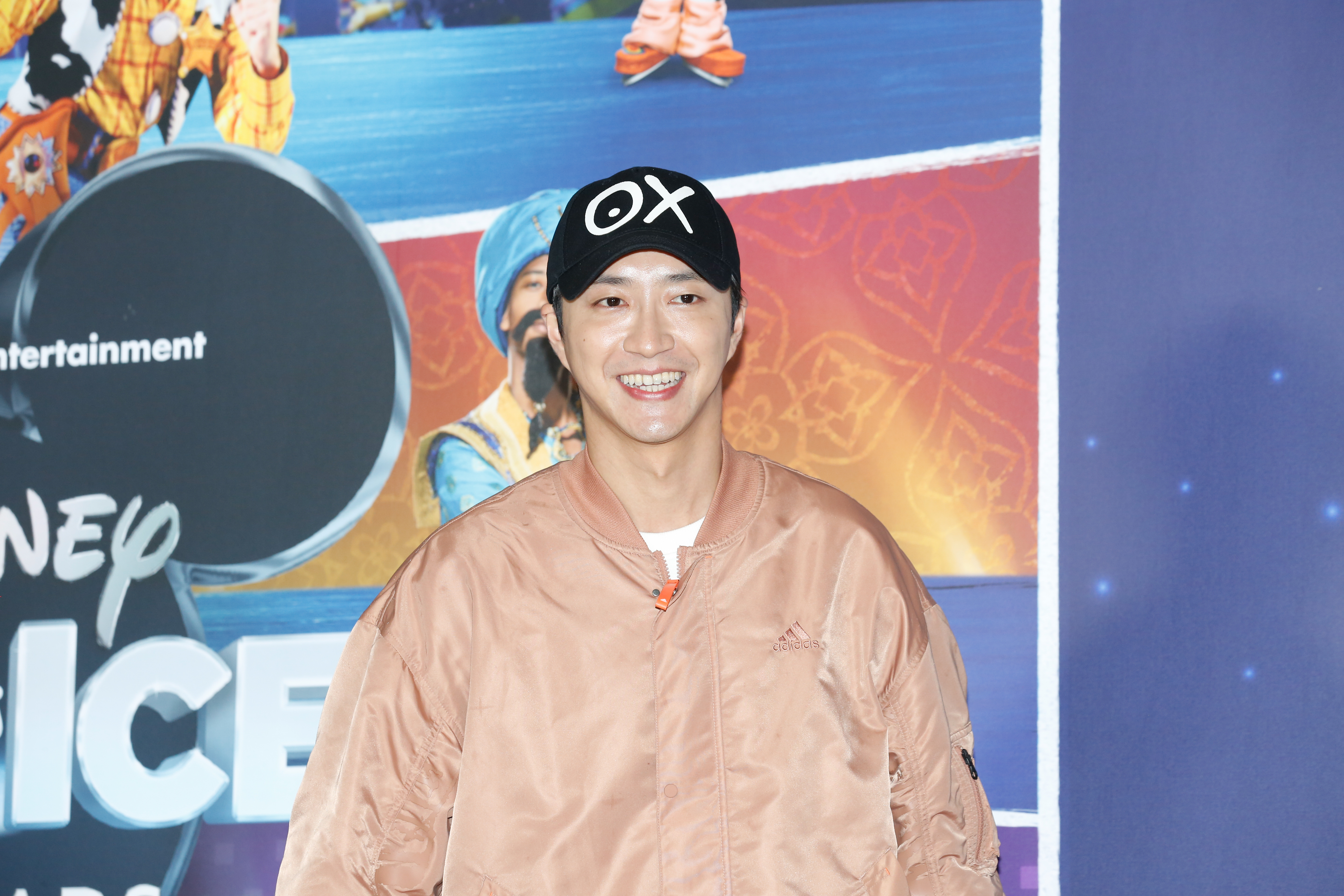 江宏傑現身《冰上迪士尼》首演場,難得露出笑容,但面對與前妻官司仍不願透露進度。