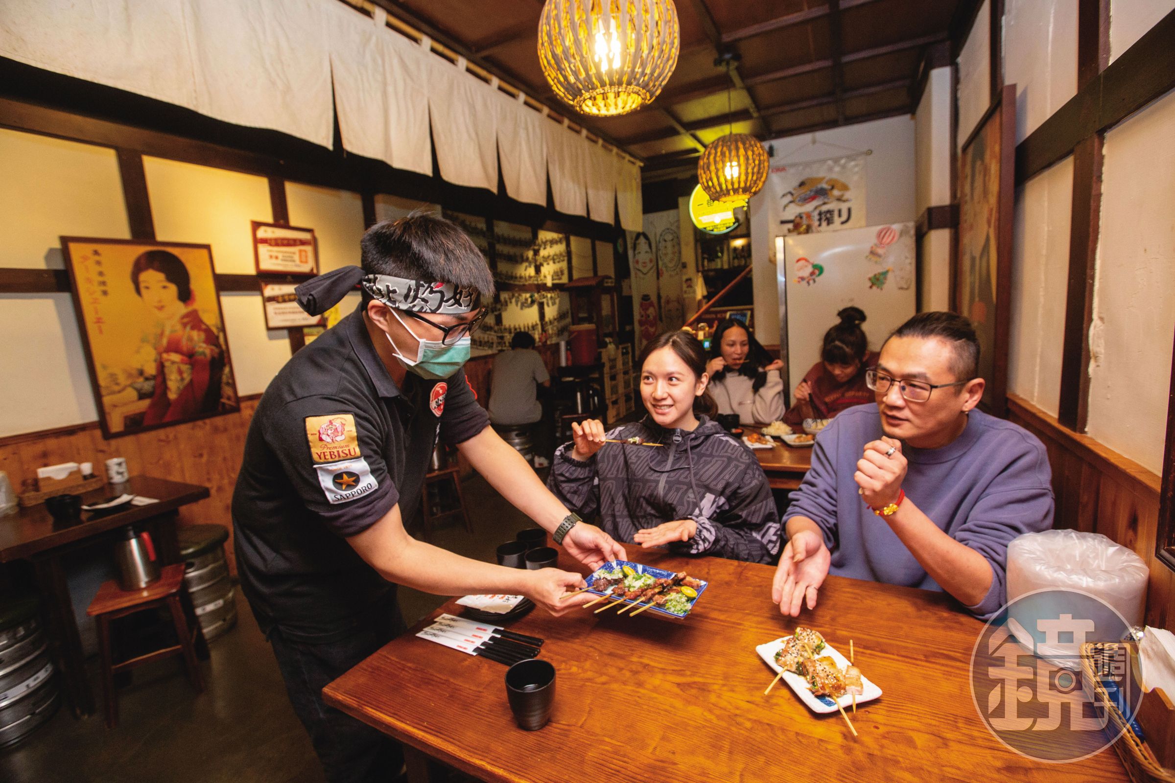 居酒屋名店林北烤好店內氣氛充滿日式風格，菜色豐富，不僅串燒強，飯菜也很好吃。
