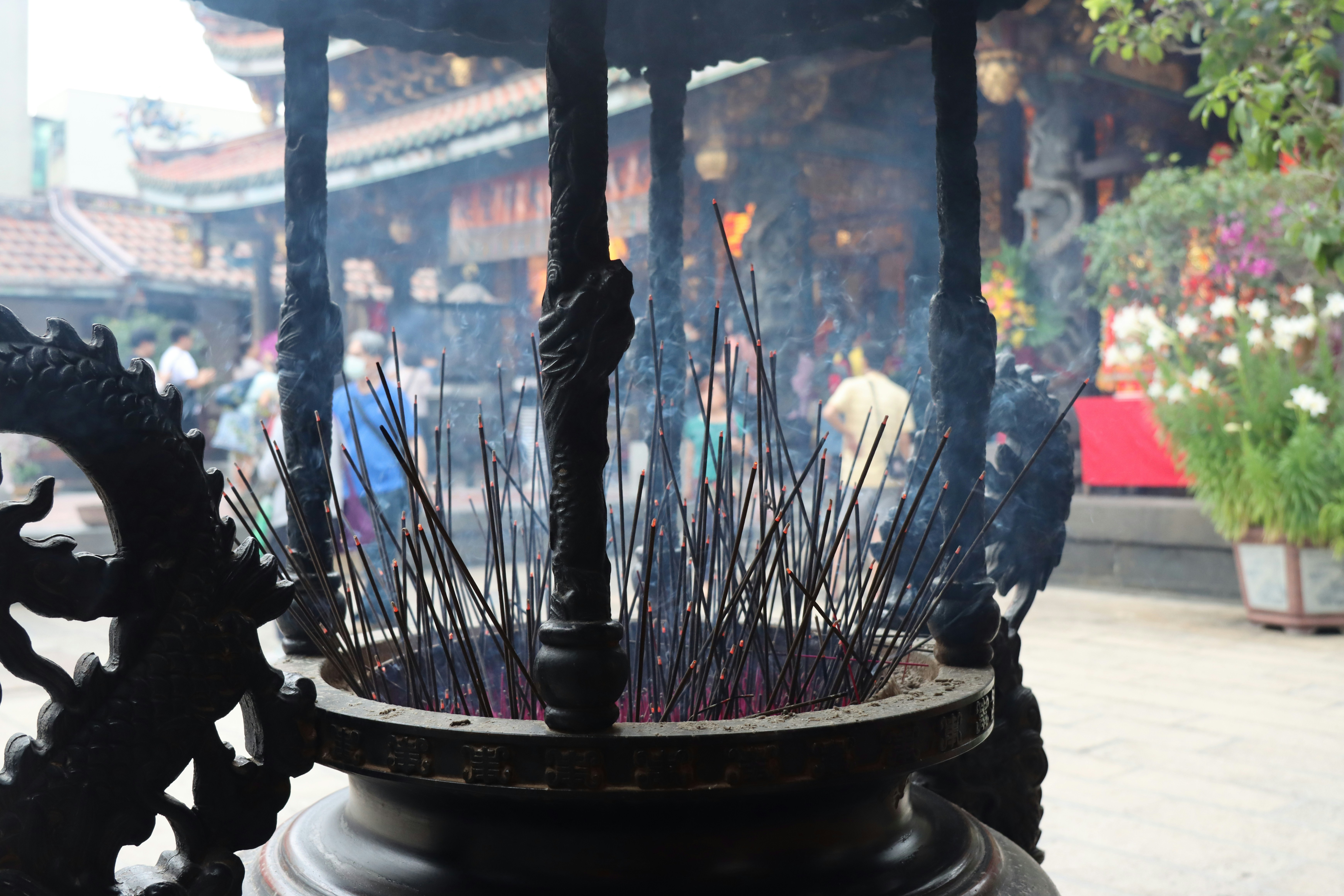 天赦日即將到來,命理專家分享最佳祭拜時間與供品。(示意圖,Unsplash/Stefano Huang)