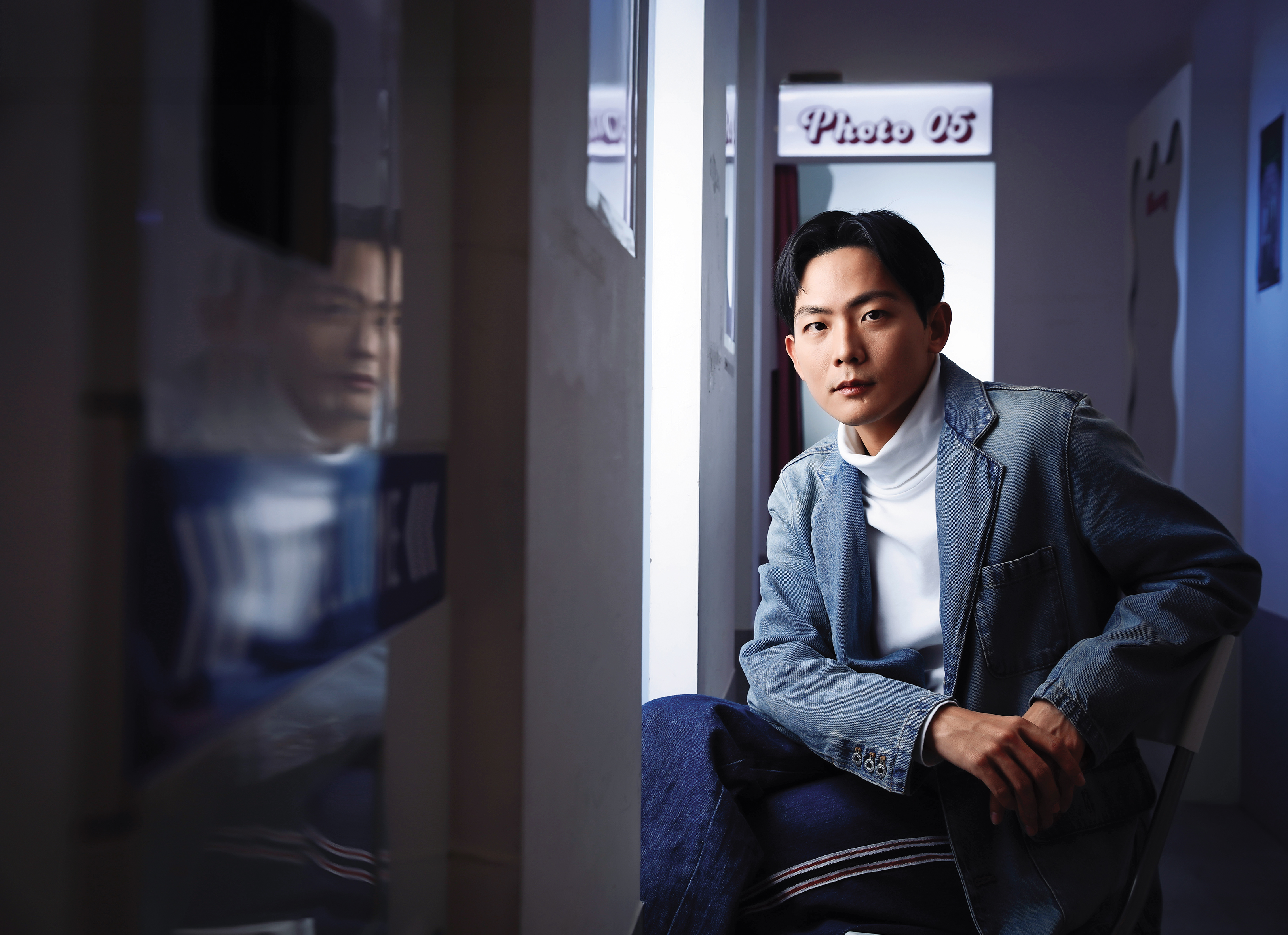 從小是學霸的陳冠豪，卻不按牌理出牌，踏上表演路。