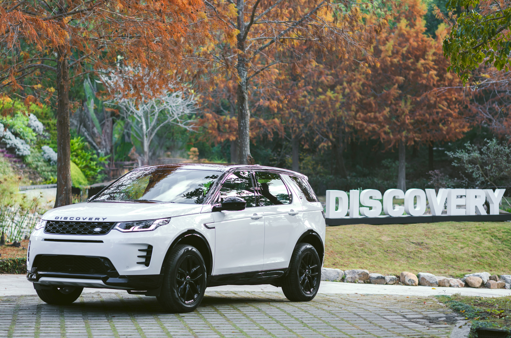 【新車登場】家庭戶外樂，我們出發了！2024年式Discovery Sport
