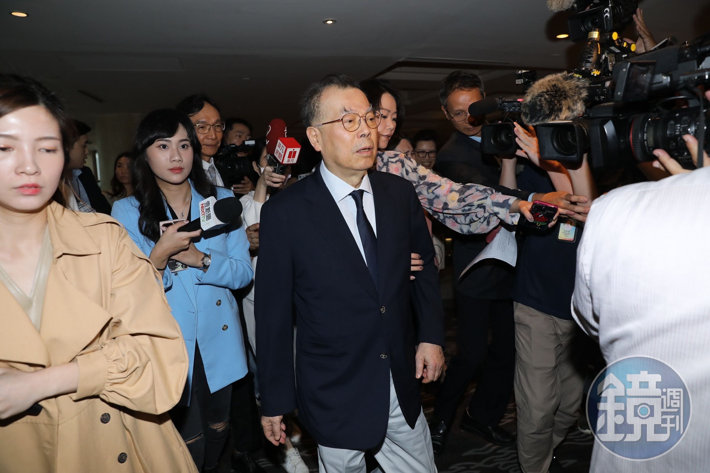 力積電今天舉行法說會,董事長黃崇仁出席說明與日商合作破局原委。