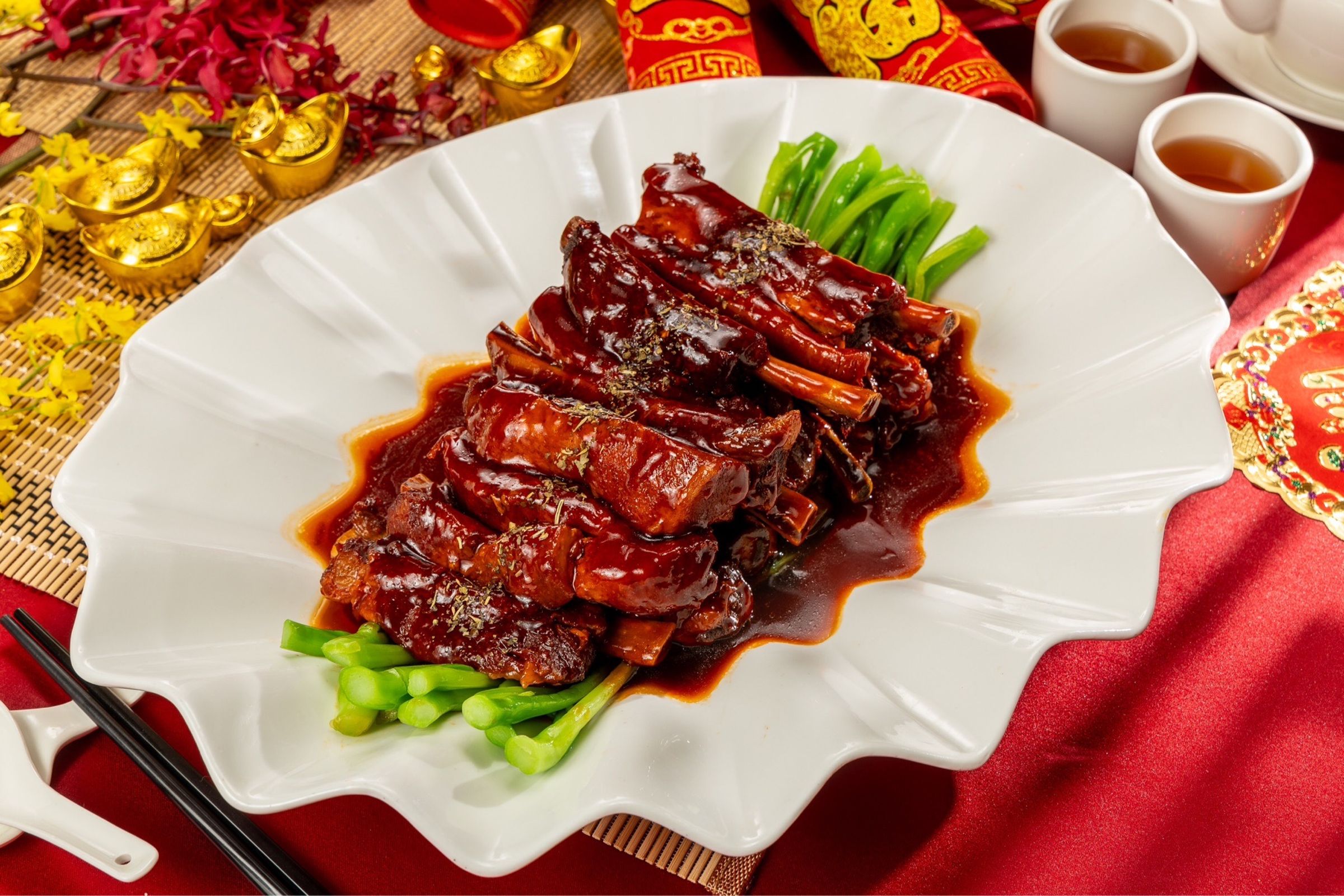 特製黑椒牛小排軟嫩入口年節聖品。(福容大飯店花蓮店提供)