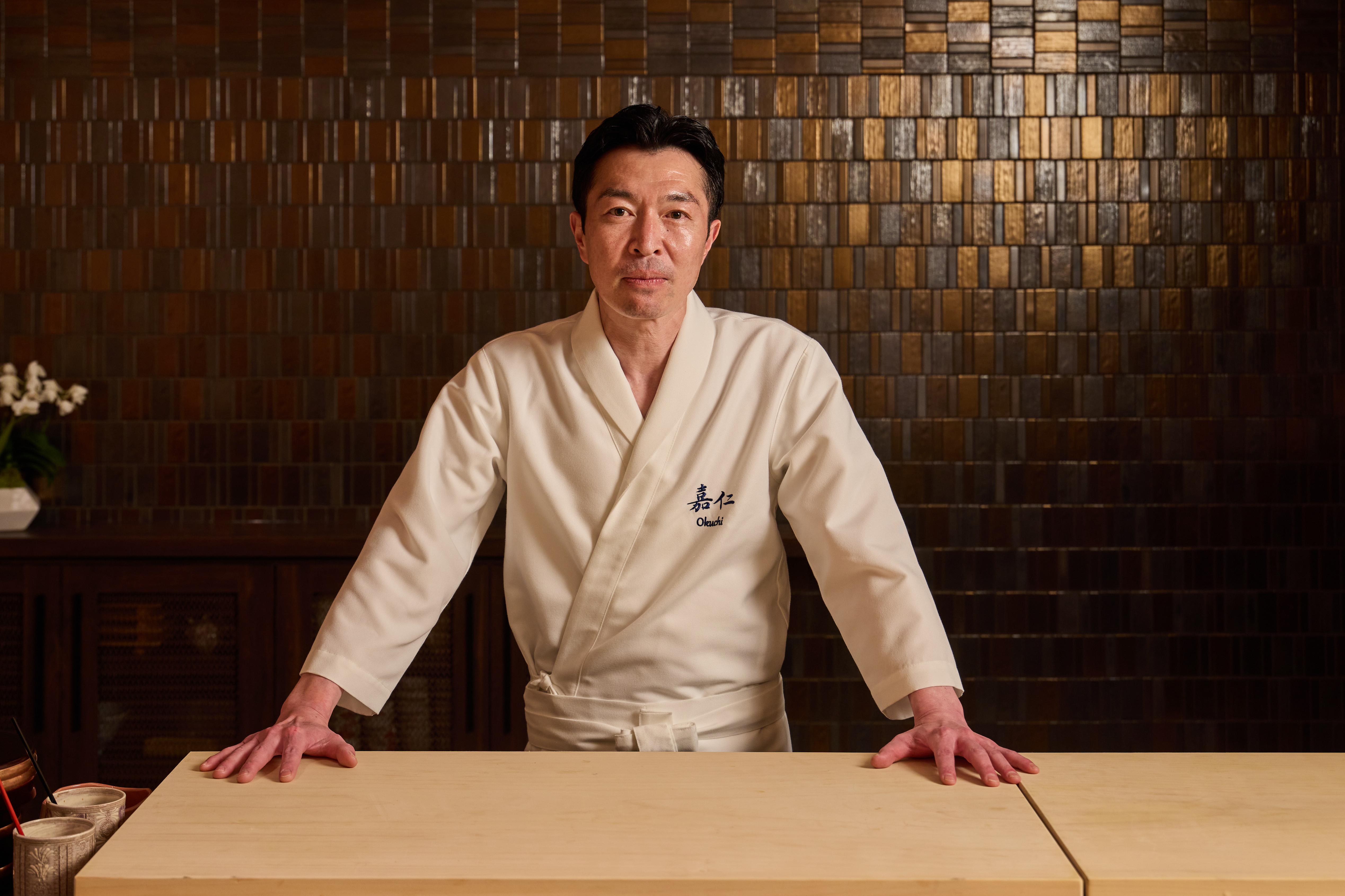 2024年12月16日在台北吉林路新開幕的「鮨嘉仁」，料理長奧地太一曾帶領京都四季酒店「鮨和魂」連續4年拿下米其林一星。（鮨嘉仁提供）