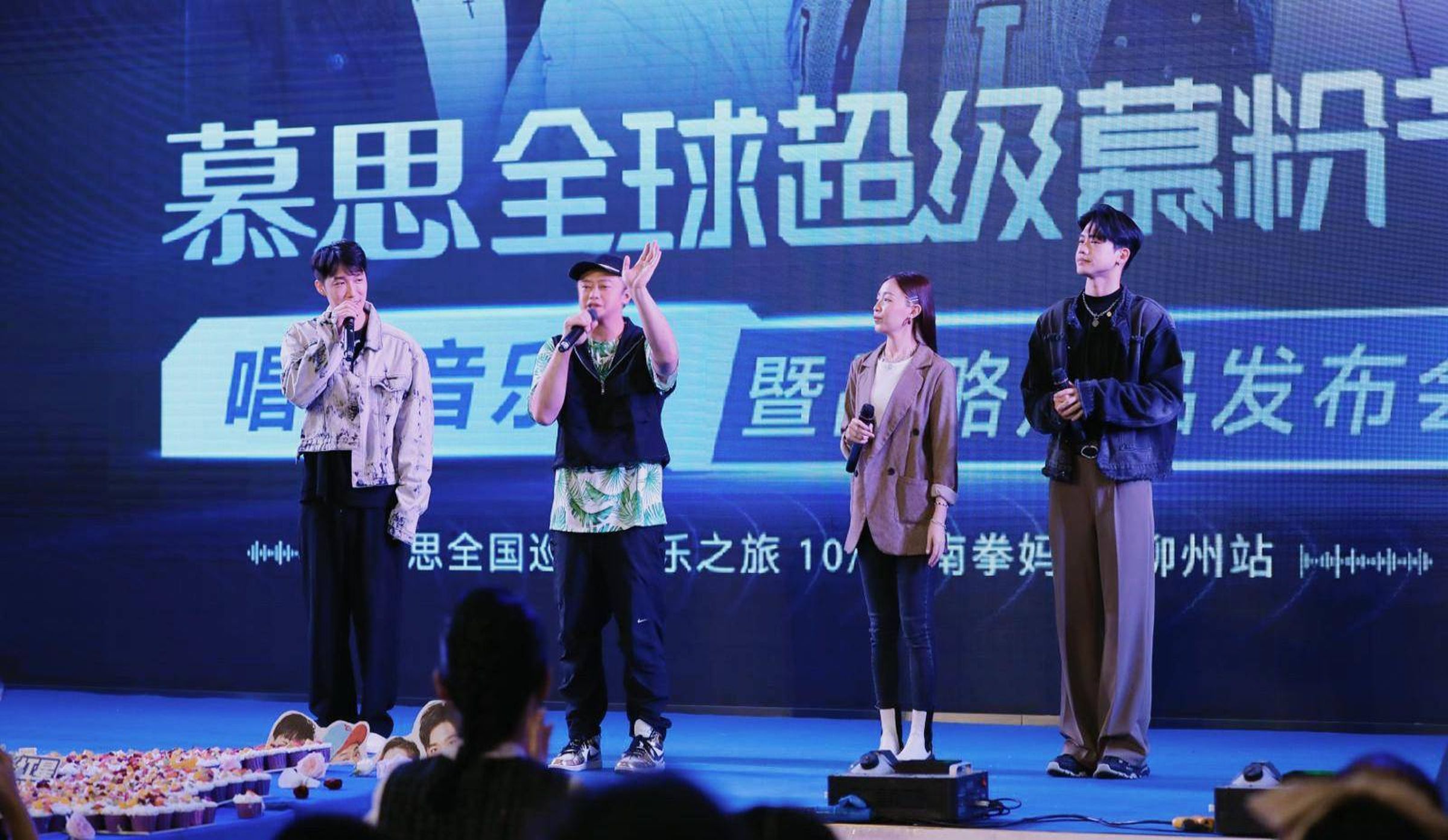 彈頭擔任床墊活動大使，大方許願真命天女趕快出現。（美秀創意提供）