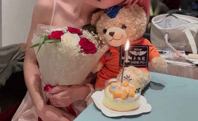 辛柏毅的妻子在兩人結婚週年紀念日當晚，於社群發布長文，字裡行間對丈夫的無盡思念讓全網淚崩。（翻攝自threads／reeeee2812）