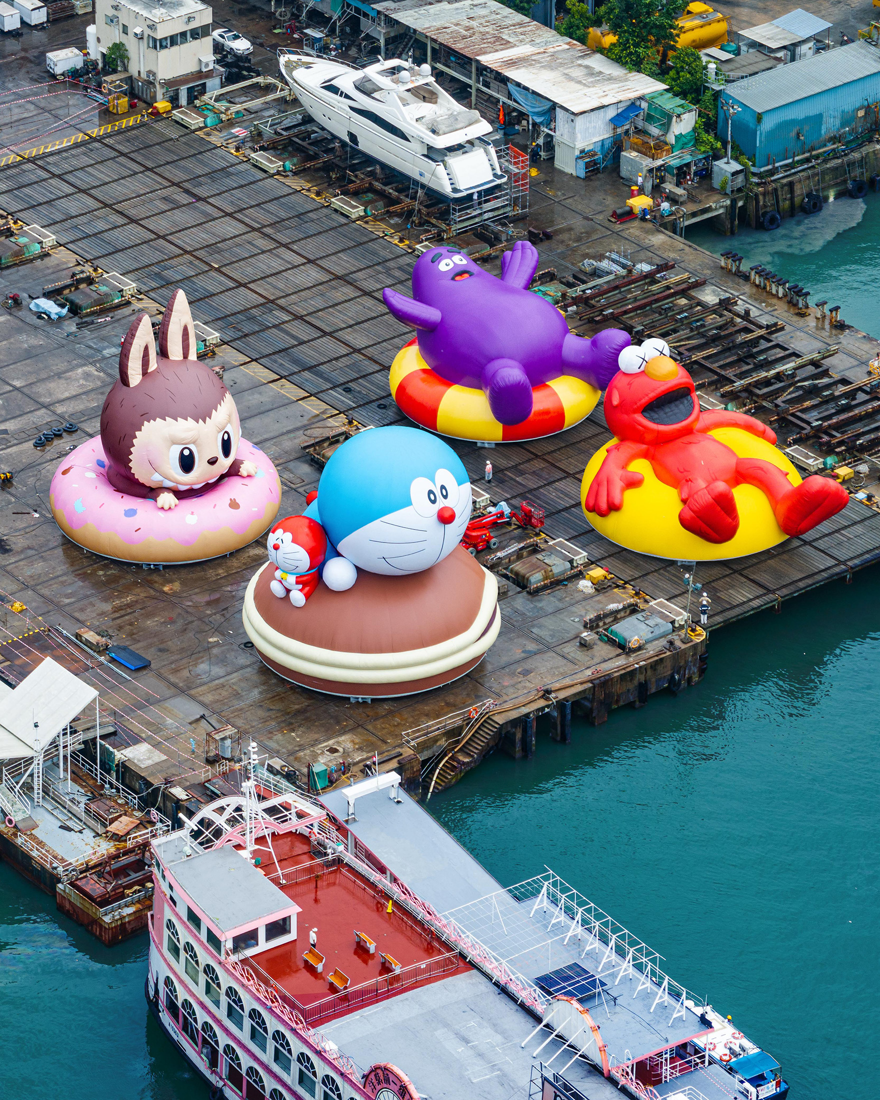 多啦A夢、KAWS×芝麻街、滑嘟嘟與LABUBU四大人氣IP將組成夢幻艦隊齊聚維港。