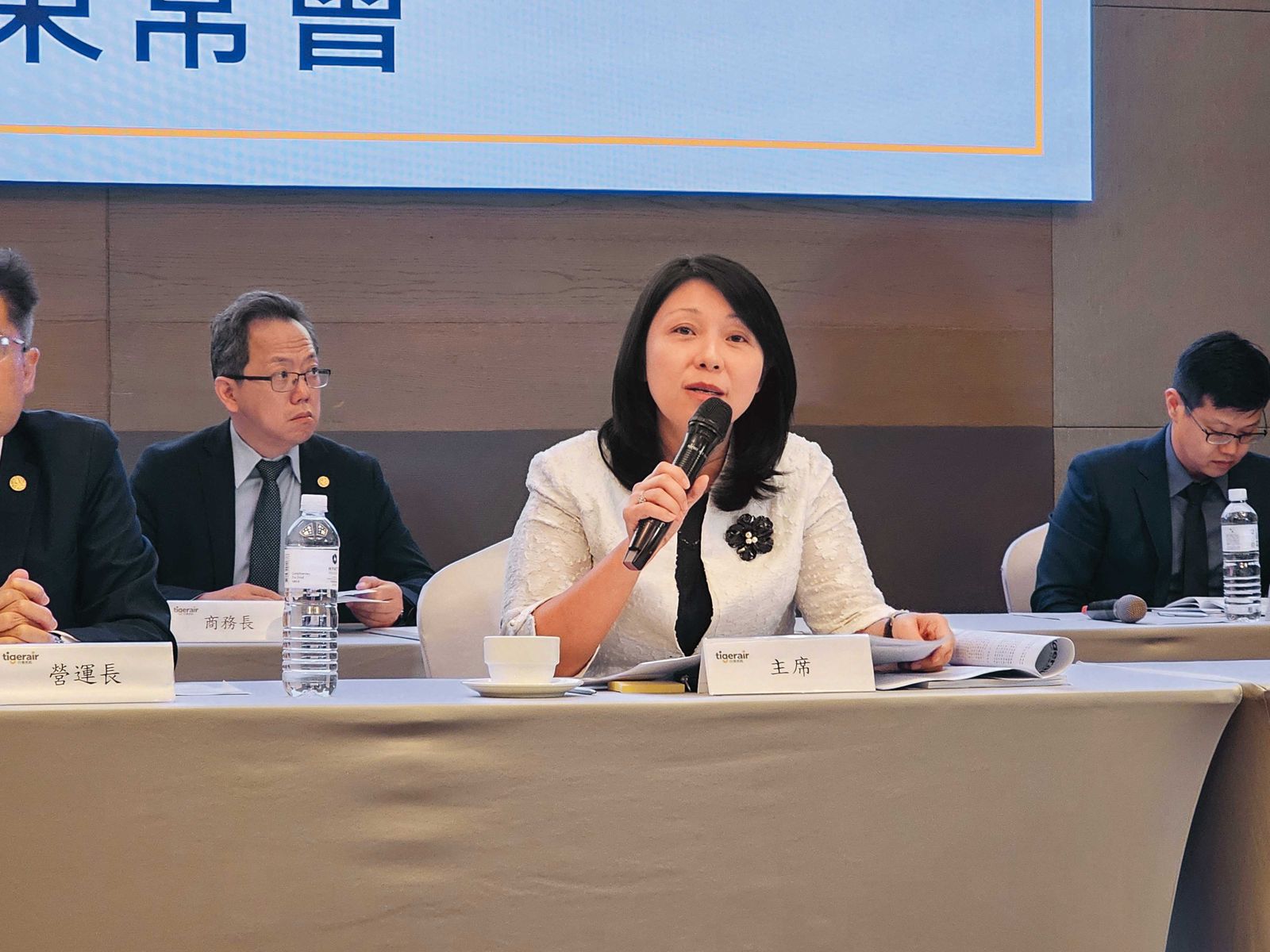 台灣虎航拚突圍1/買台虎零股機票就省800元 她把旅客變股東虎迷爆增