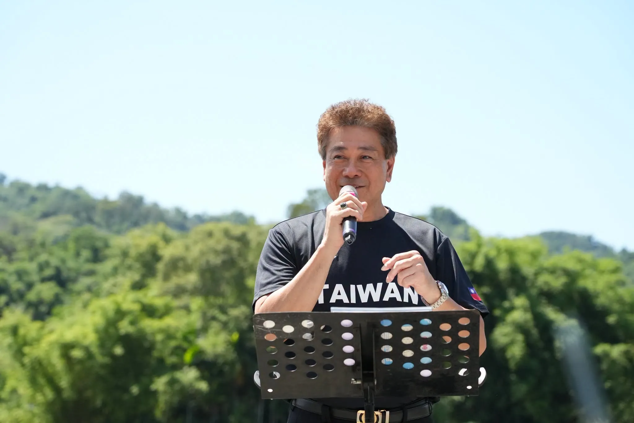「假日飛刀手」爆拍桌、咆哮公務員！涉職場霸凌遭申訴　原民會啟動調查陳義信