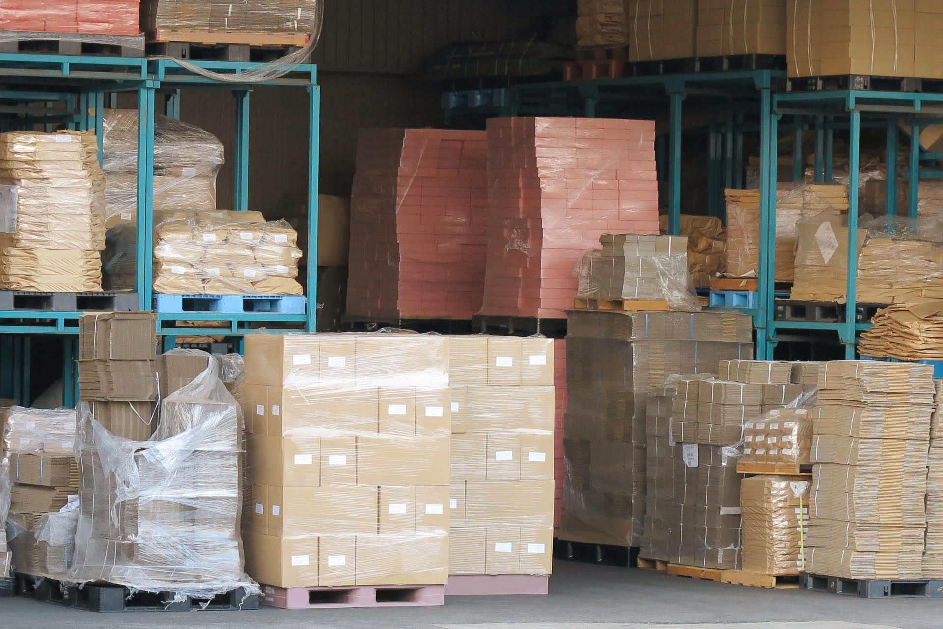 中國雙十一購物節過後，驚傳退貨率高達7成，引發商家倒閉。（示意圖，photoAC）